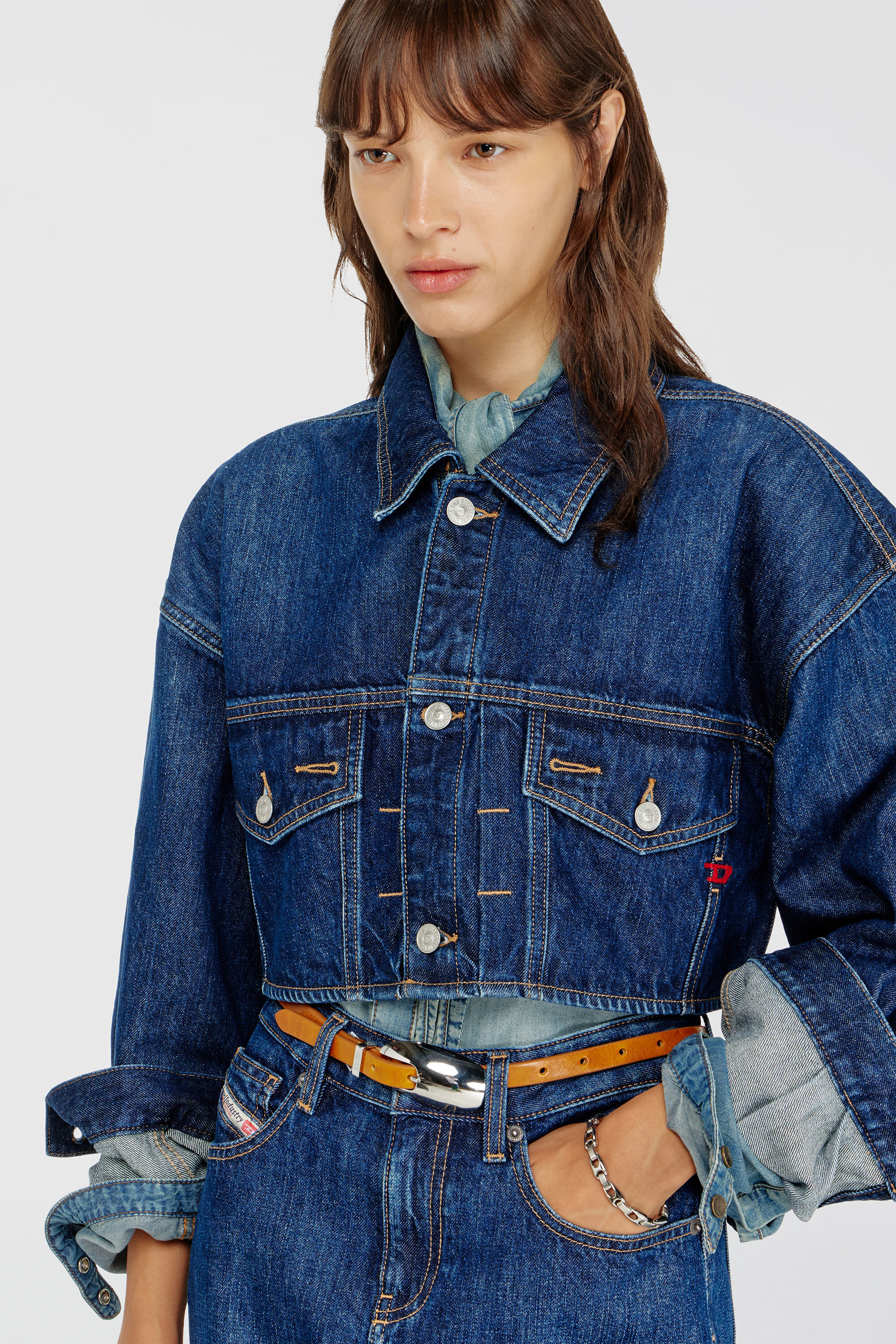 Diesel - DE-MALLEY, Woman's Cropped oversized denim trucker jacket in Medium blue - 5