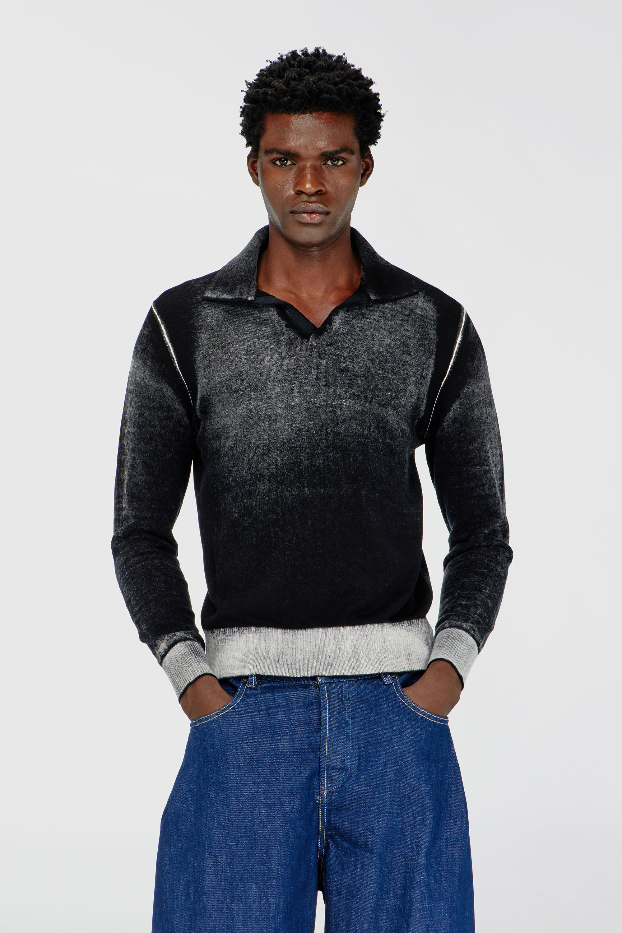 Diesel - K-LORENZO, Man's Reverse-print polo jumper in Black - 3