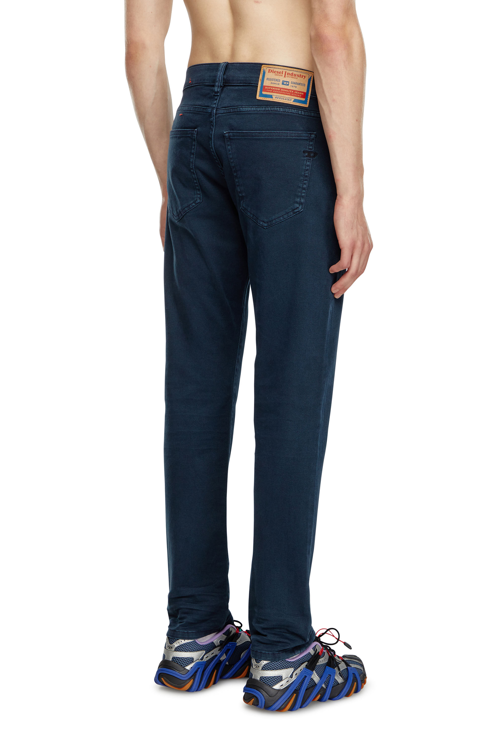 Diesel - 2019 D-Strukt 0QWTY Slim Jeans, Medium blue - Image 4