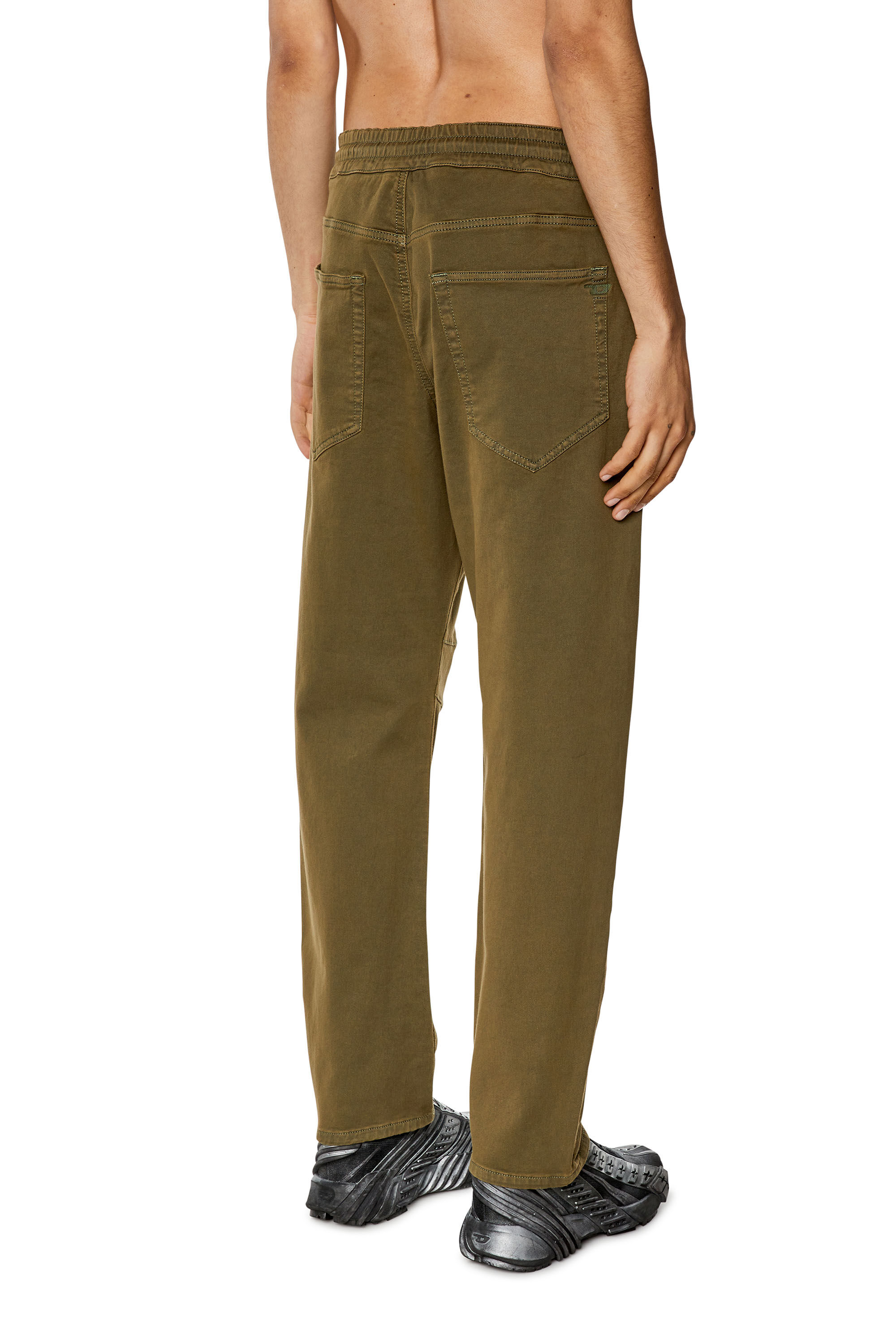 Diesel - D-Amage JoggJeans® 068DY Tapered, Military Green - Image 4