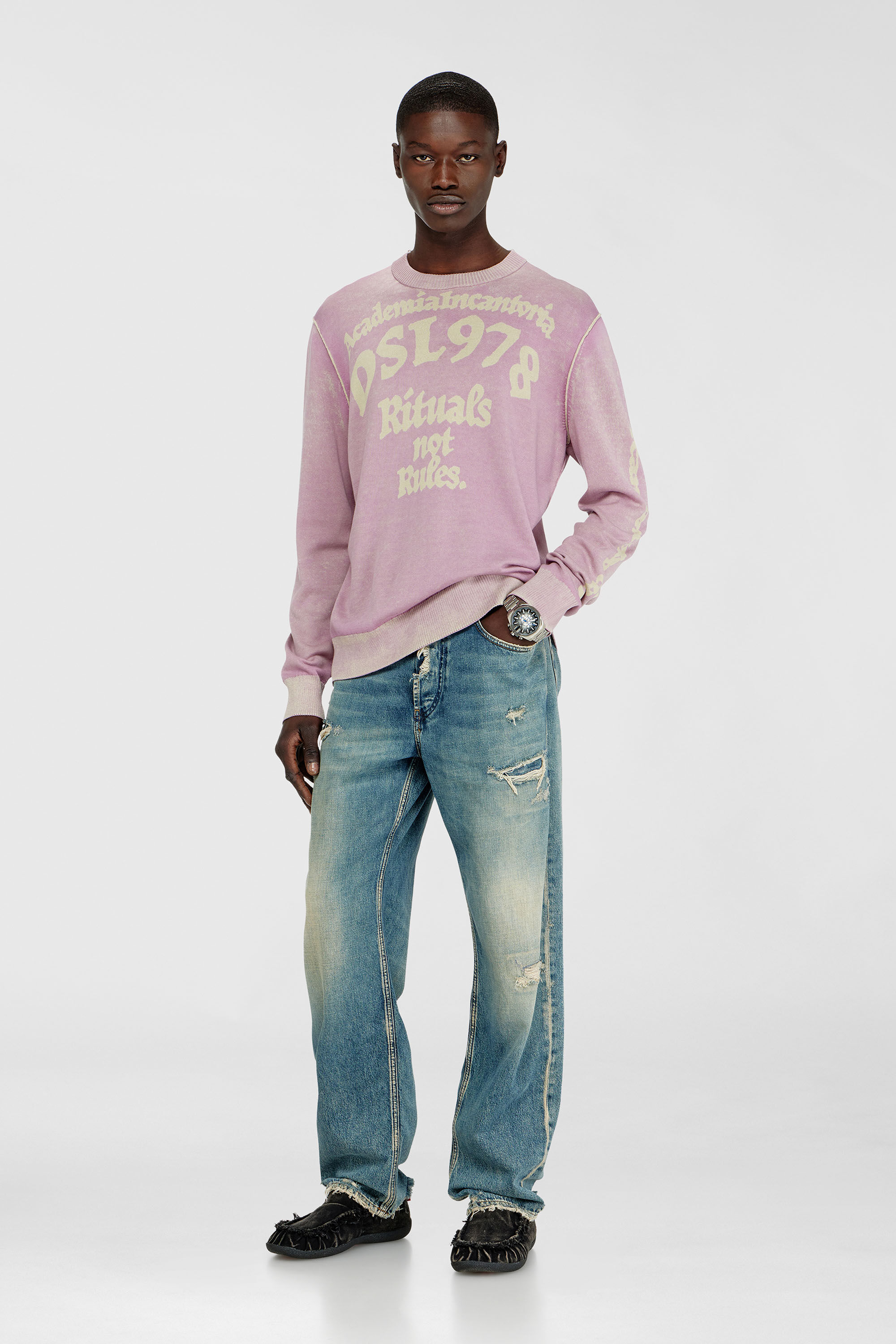 Diesel - K-LAUTI, Man's Treated cotton jumper with slogan in Lilac - 1