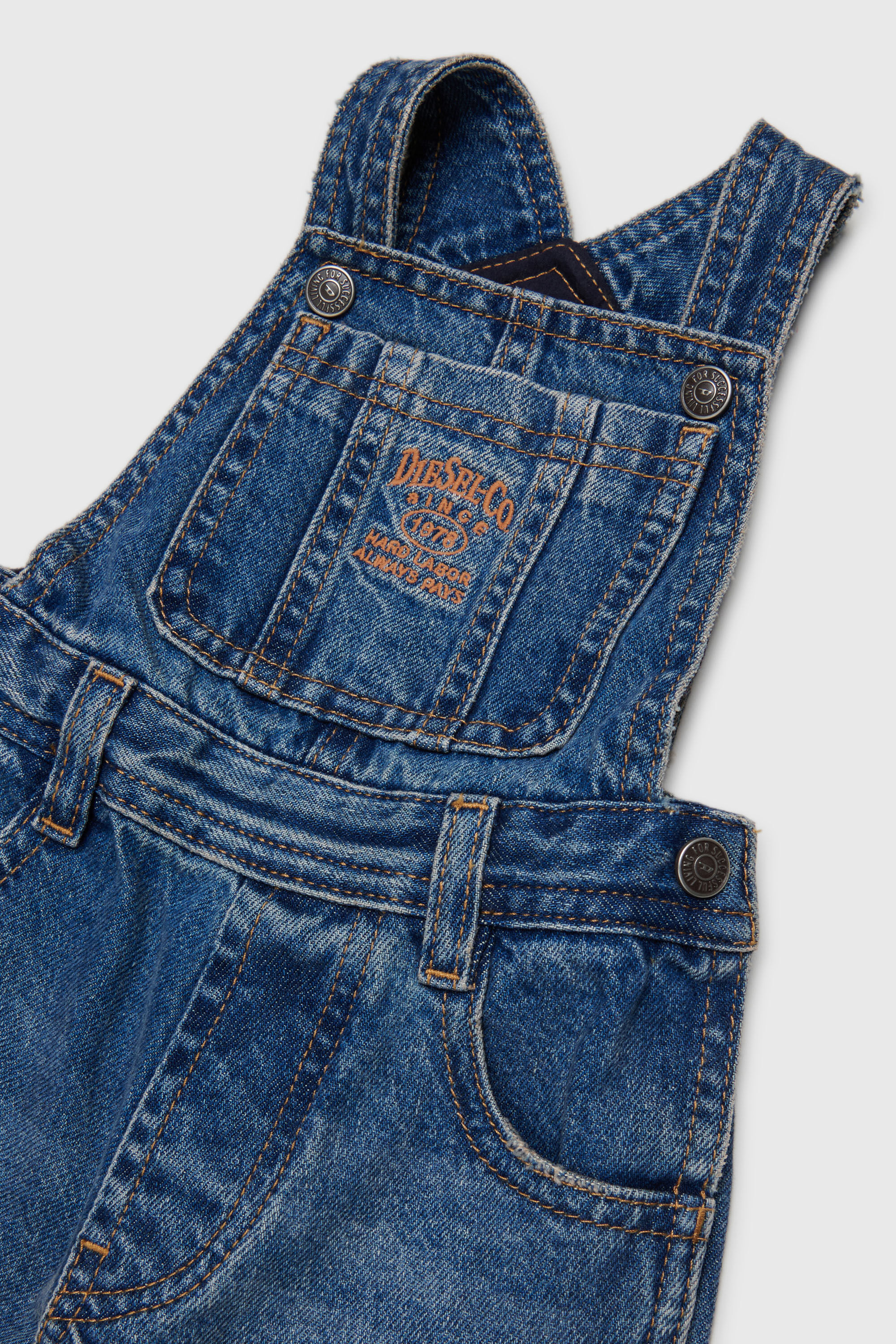 Diesel - JARYB, Unisex's Denim dungarees with logo embroidery in Medium blue - 3