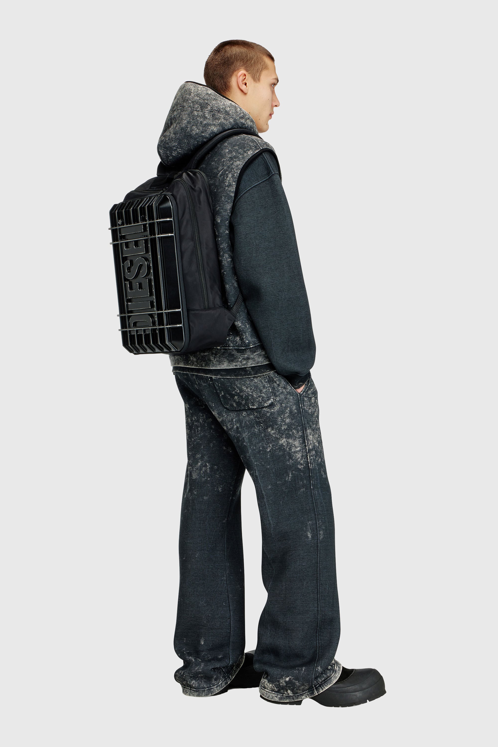 Diesel - DIESEL PC STRONG IMAGE BACKPACK- DSB005, Unisex's Rugged travel backpack in Black - 6
