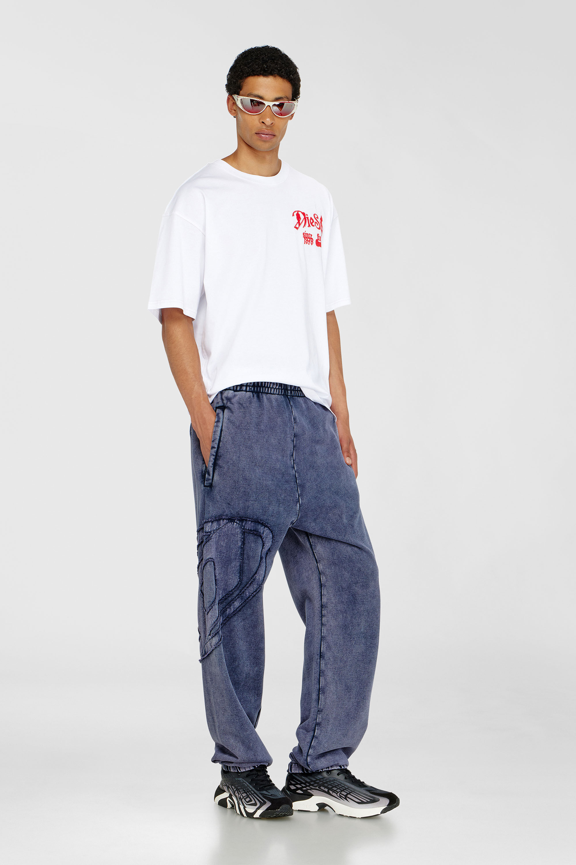 Diesel - P-MARKY-DEN, Man's Organic cotton sweatpants with Oval D patch in Indigo - 1