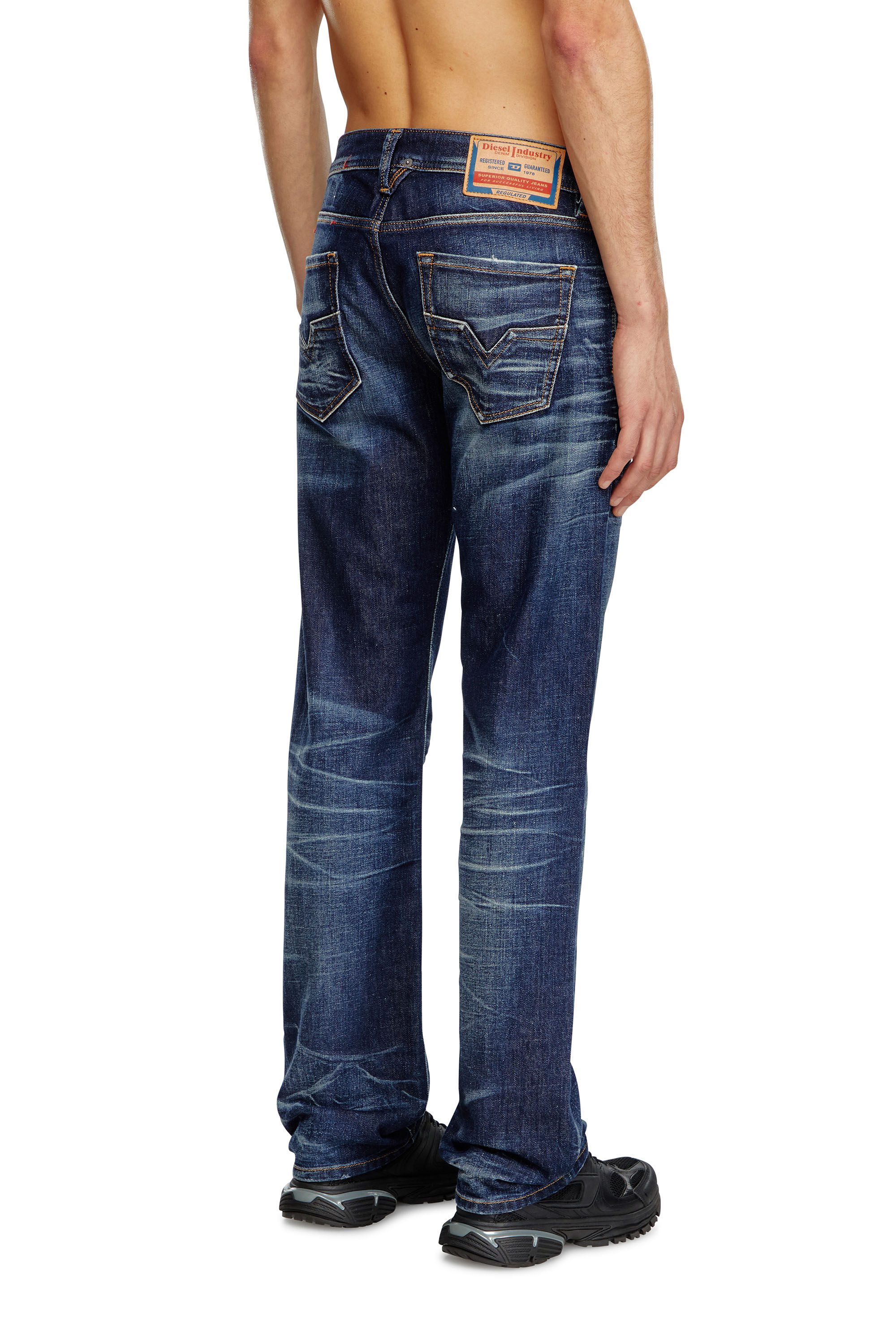 Jean diesel larkee regular straight outlet