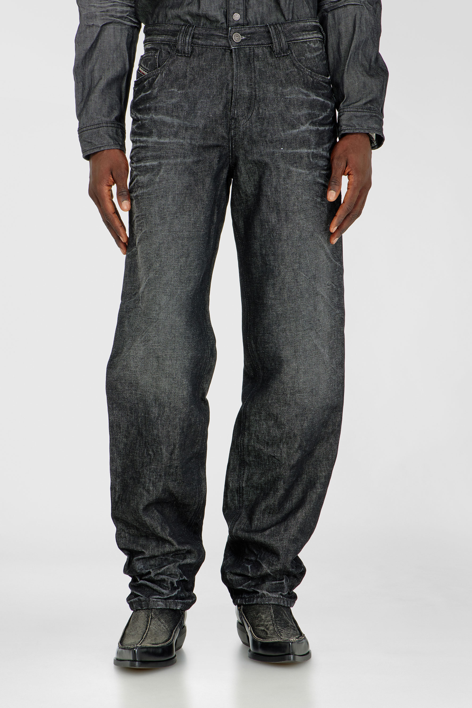 Diesel - Man's Regular Jeans 1991 D-Voeed 09R39, Black/Dark grey - 4