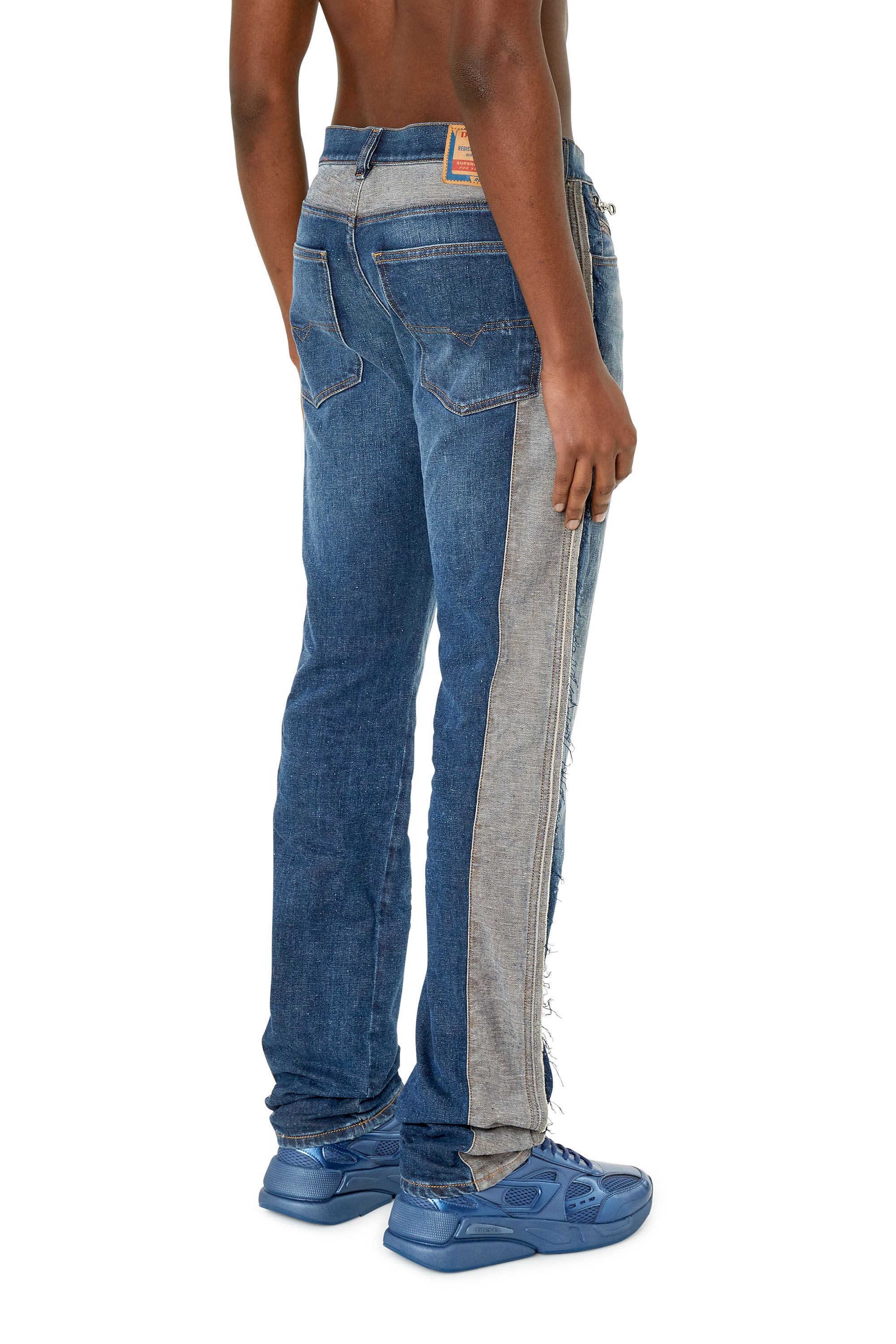 Diesel - 1995 D-Sark 09F39 Straight Jeans, Dark Blue - Image 4