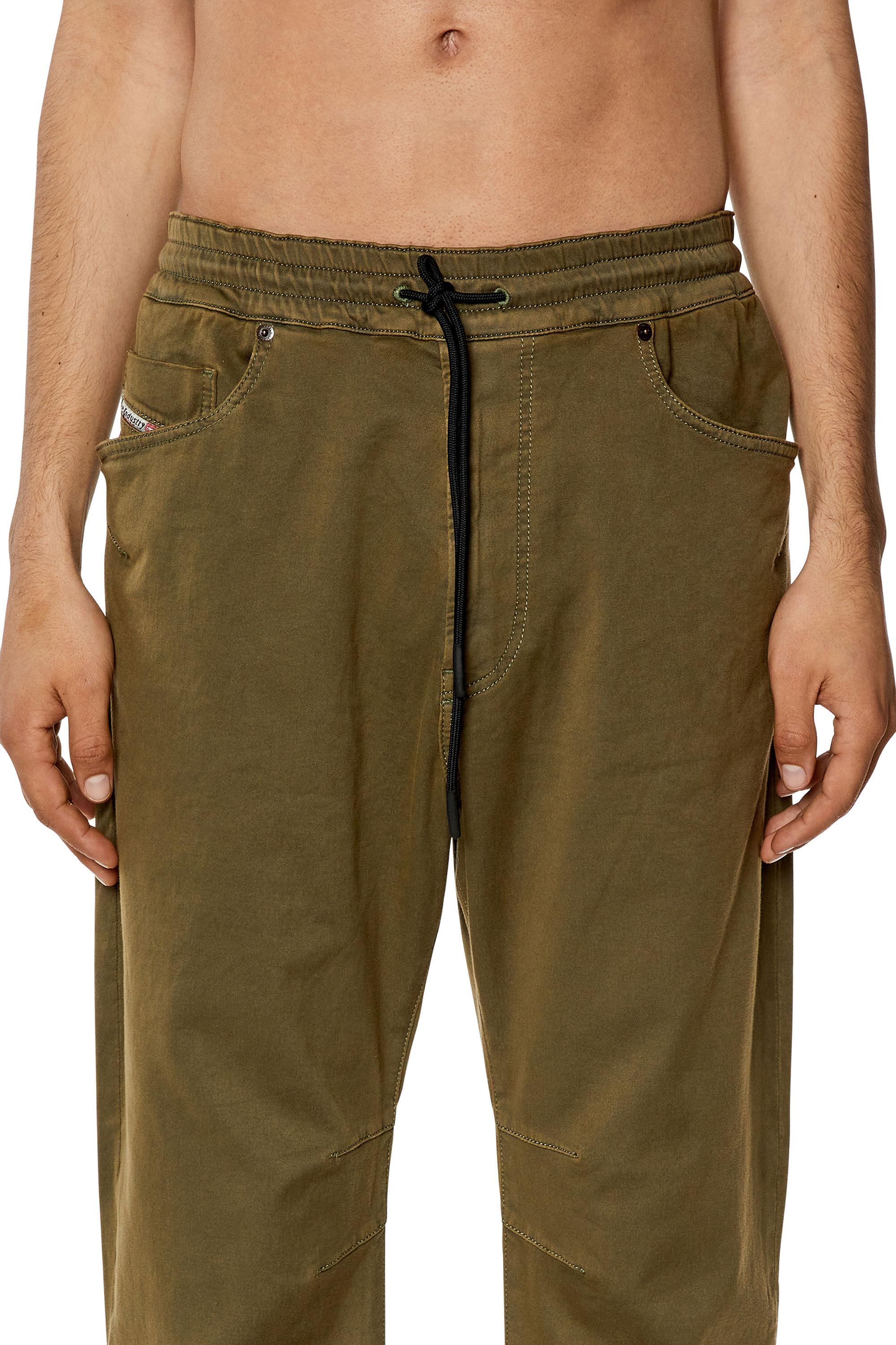 Diesel - D-Amage JoggJeans® 068DY Tapered, Military Green - Image 5