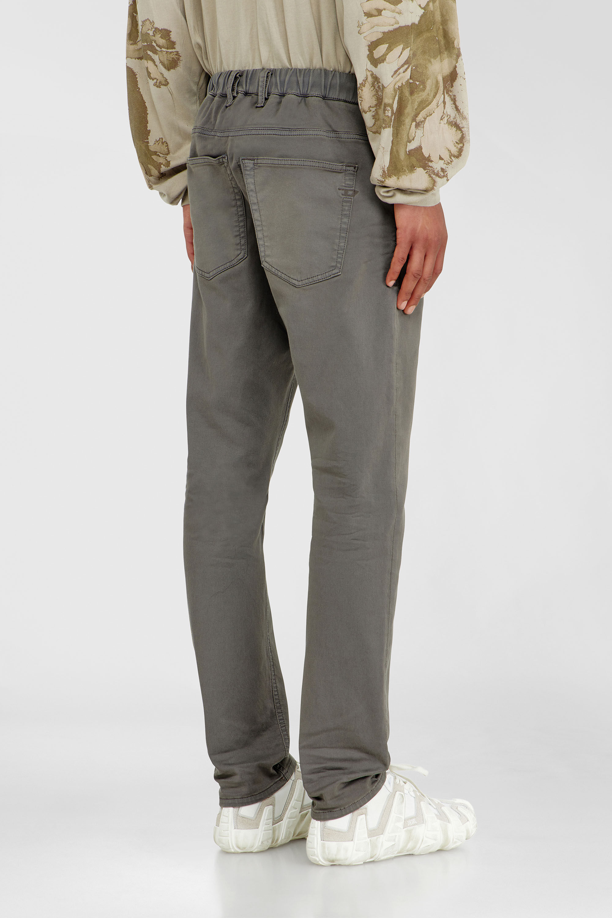 Diesel - Man's Regular 2032 D-Krooley-BW Joggjeans&reg; 0670M, Grey - 3