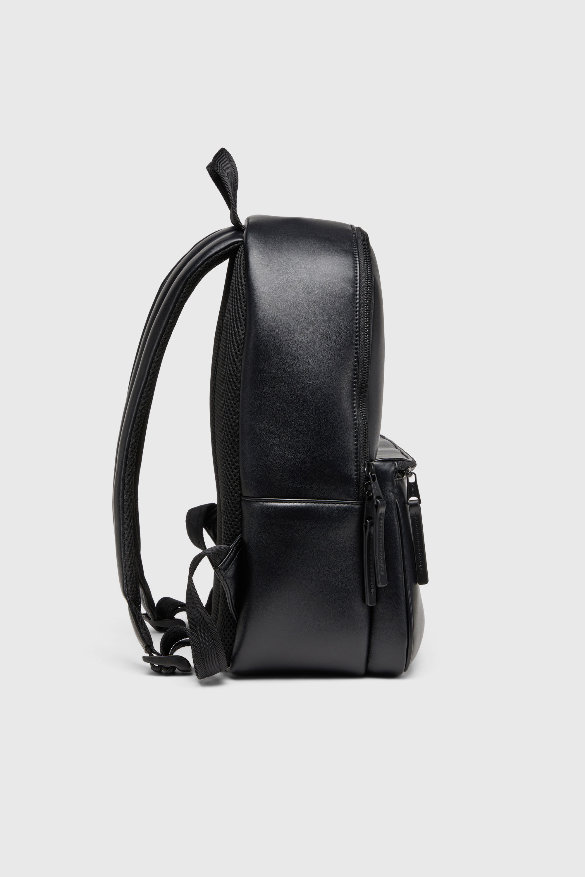 Diesel - HOLI-D BACKPACK M, Man's Holi-D-Backpack in neoprene and PU in Black - 5