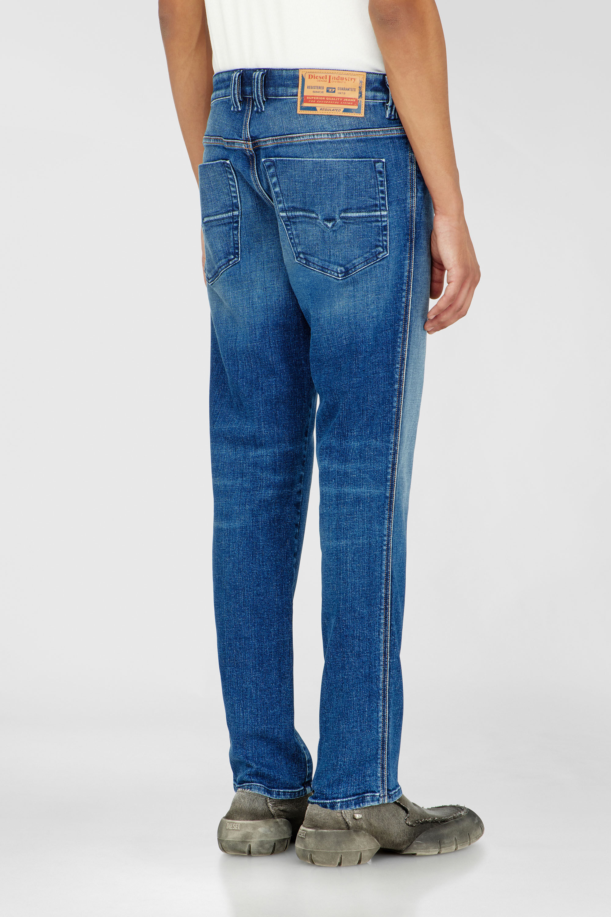 Diesel - Man's Slim Jeans 1993 D-Vyl 09R92, Medium blue - 5