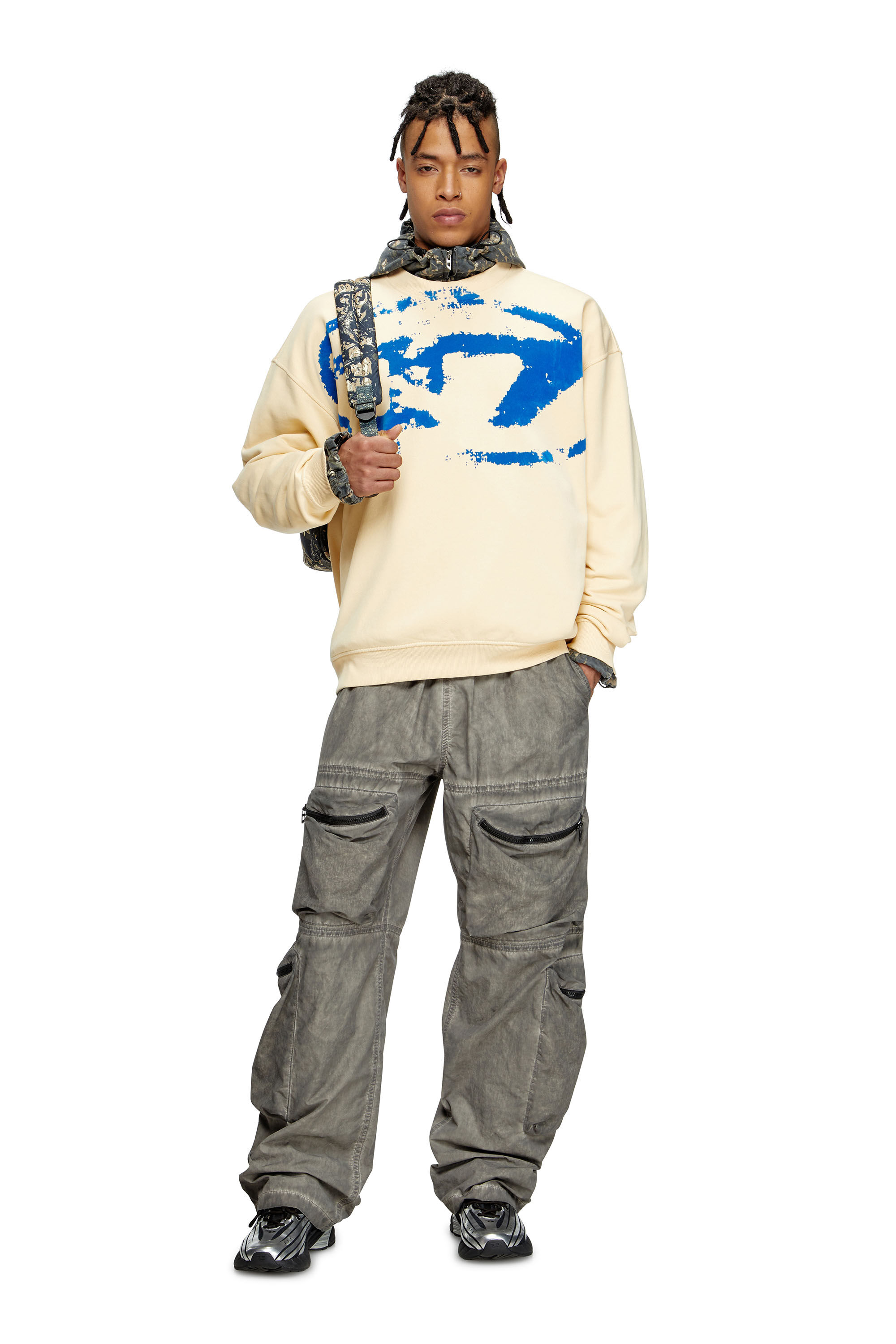 【送料&関税込】Diesel S-boxt-n5 Distressed Flocked Logo Swe Men's Sweatshirt with distressed flocked logo | Black | Diesel