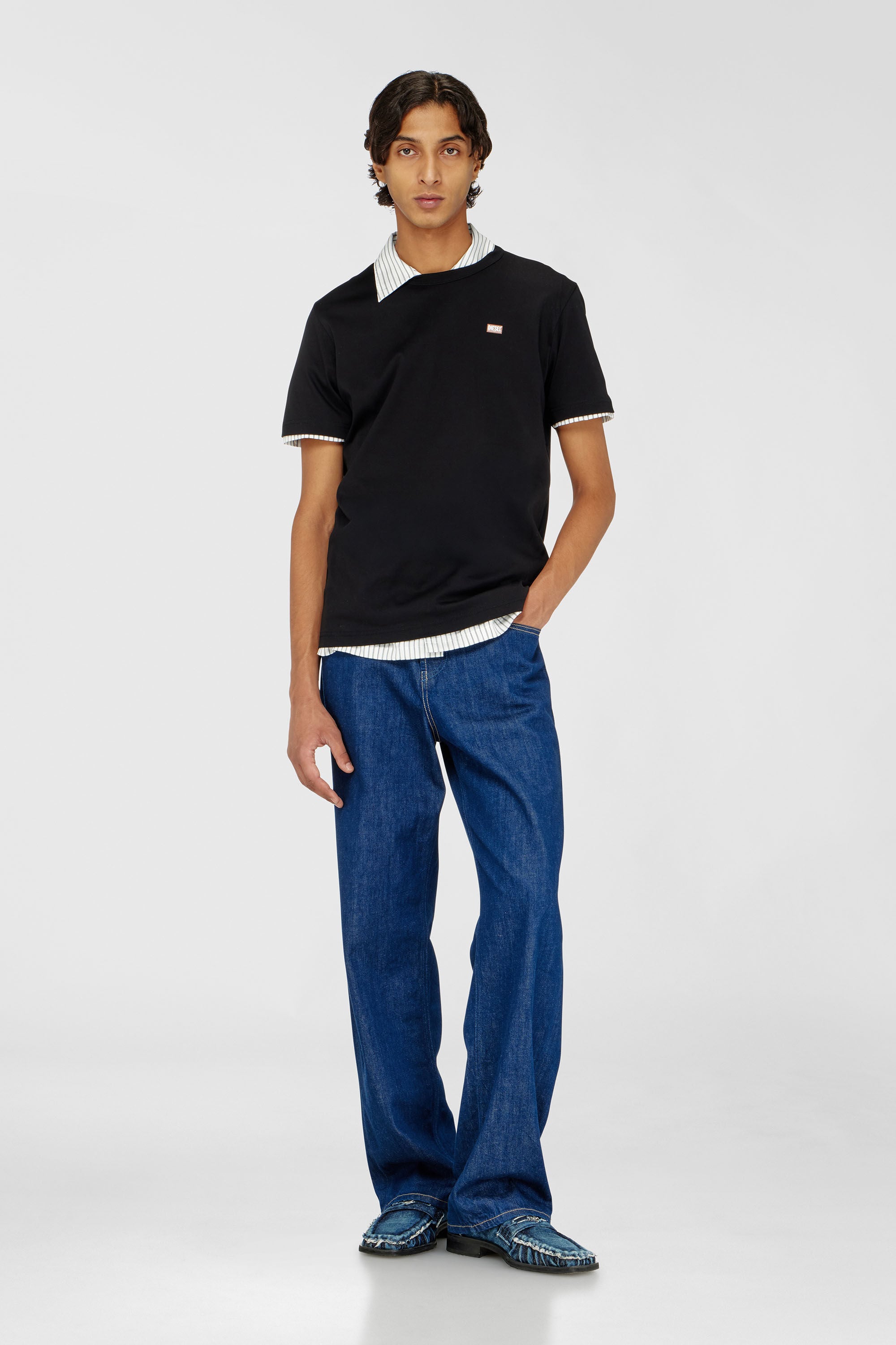 Diesel - T-MIEGOR-K77, Man's T-shirt in mercerised cotton with mini logo in Black - 1