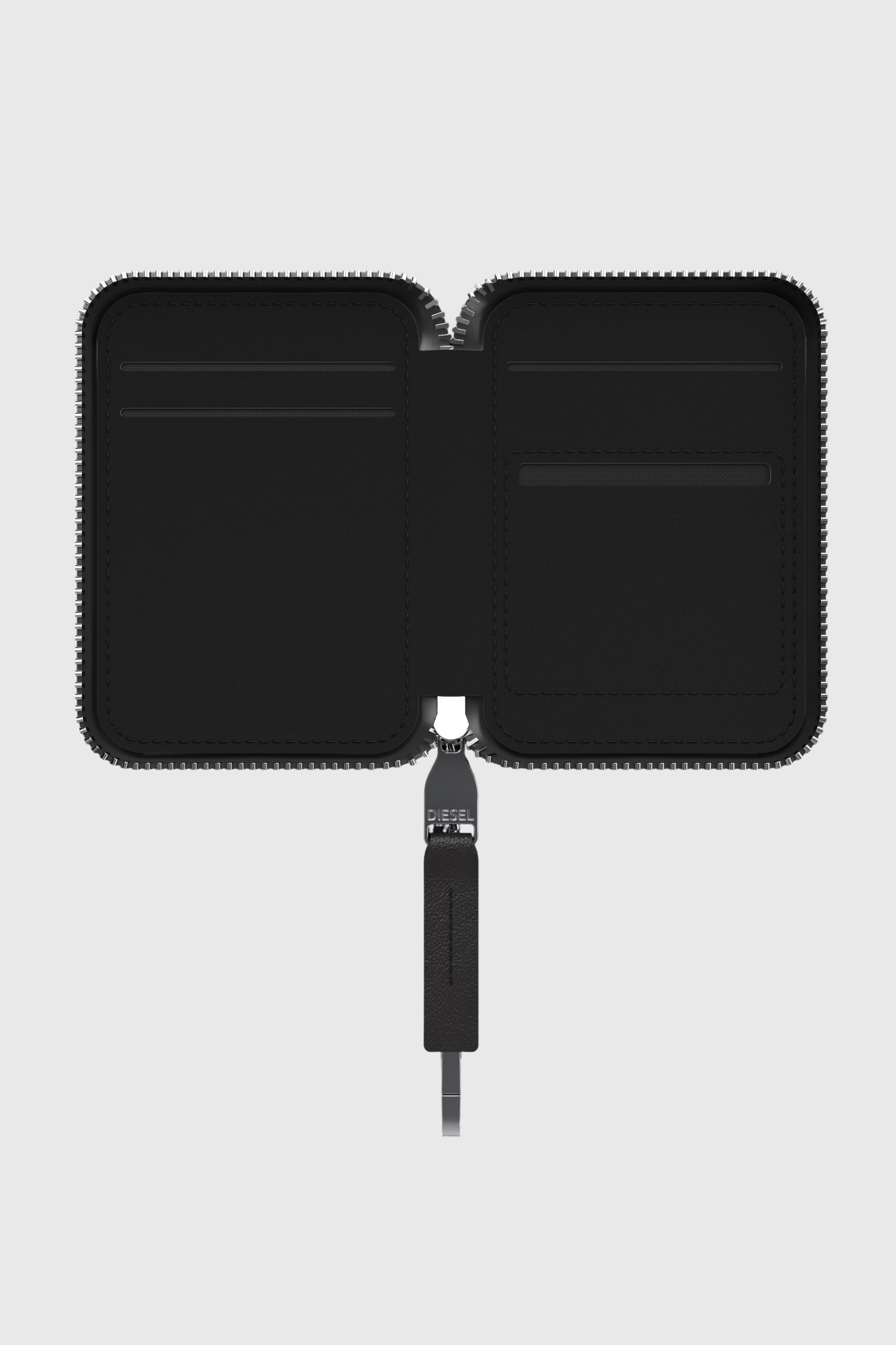Diesel - 60667 UNIVERSAL POUCH, Unisex's Oval D MagSafe pouch in Black - 5