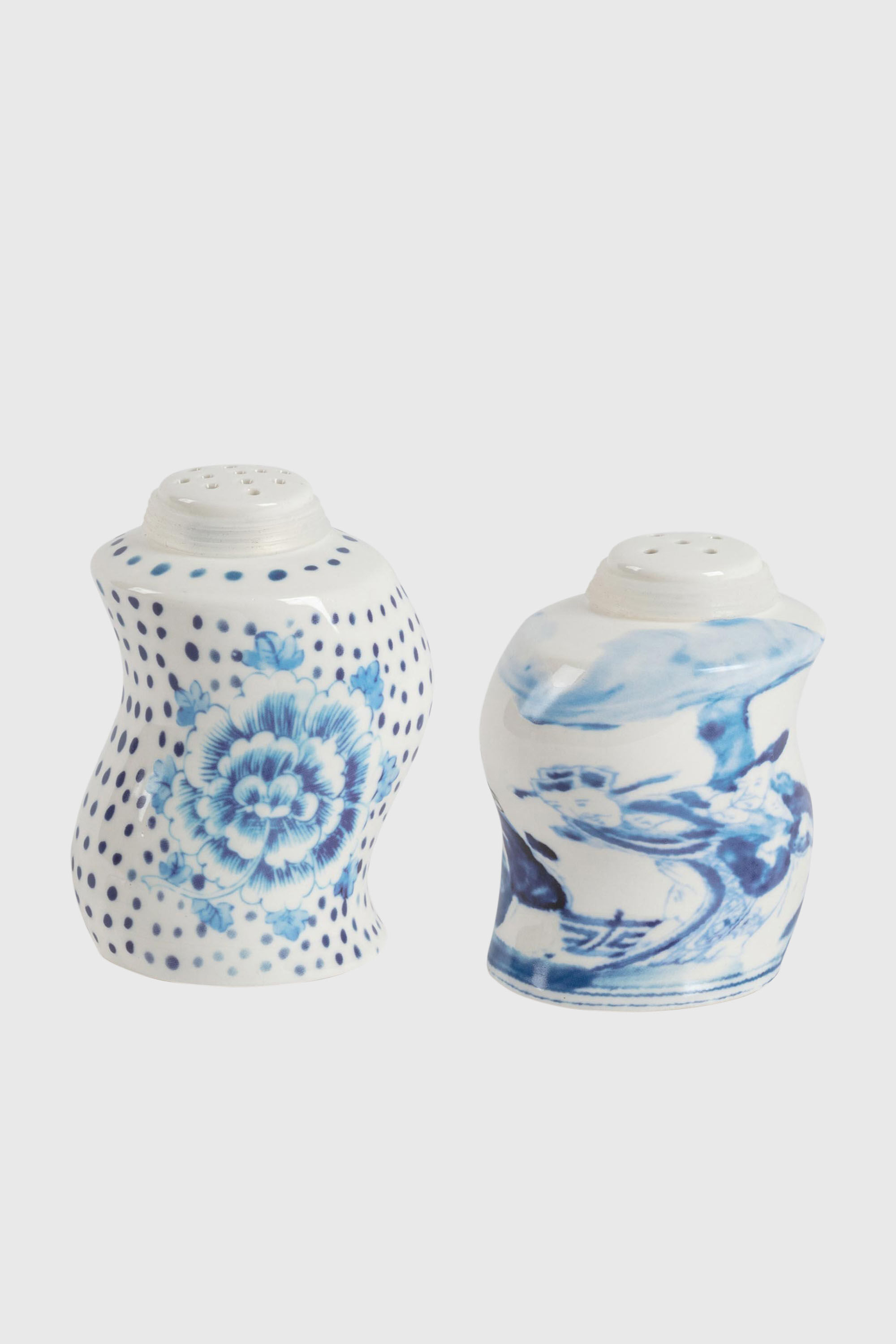 Diesel - 11289 PORCELAIN SPICES SHAKER SET "CLASS, Unisex's Porcelain spices shaker set in White/Blue - 3
