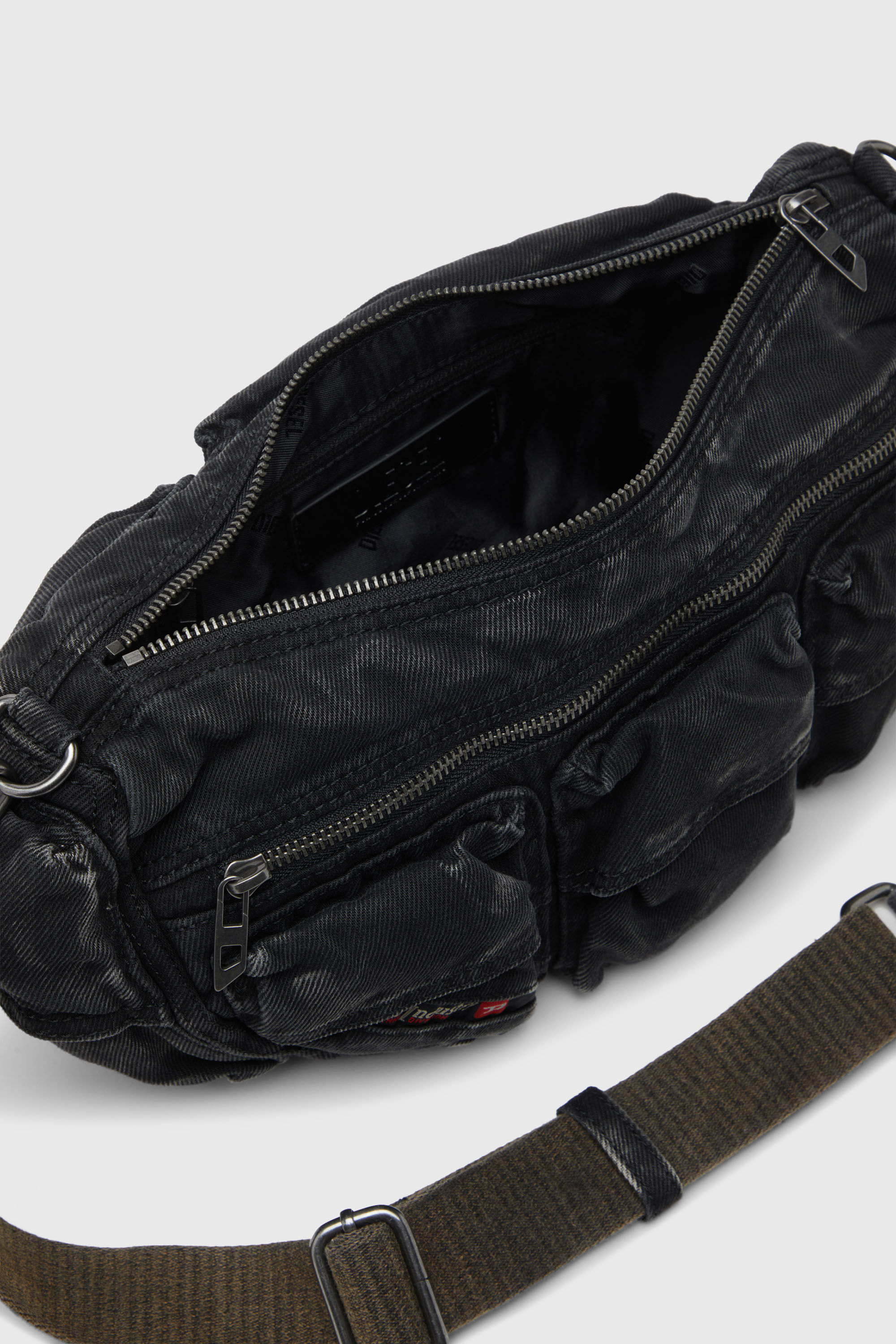 Diesel レザー マルチポケット バッグ y2k Women's Multi-Pkts-Multipocket bag in washed denim | Black