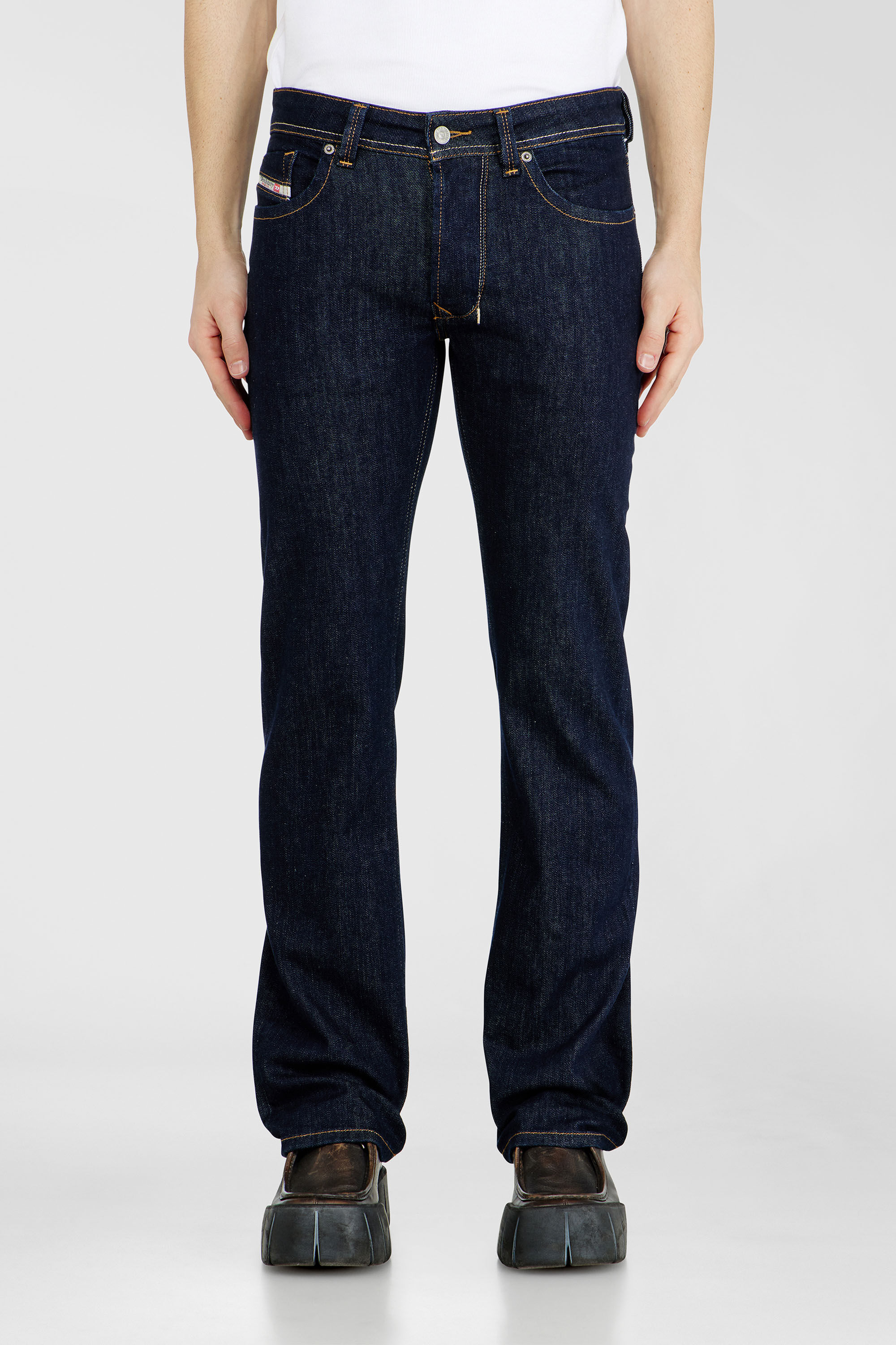 Diesel - Man's Regular Jeans 1985 Larkee 0DBEJ, Dark Blue - 4
