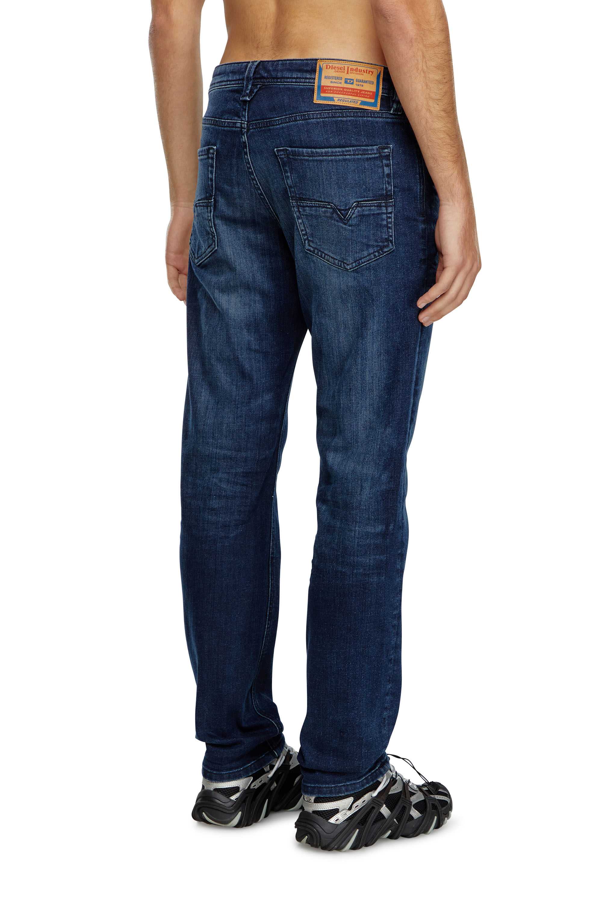 Diesel - Man's Tapered Jeans 1986 Larkee-Beex 0GRDJ, Dark Blue - 4