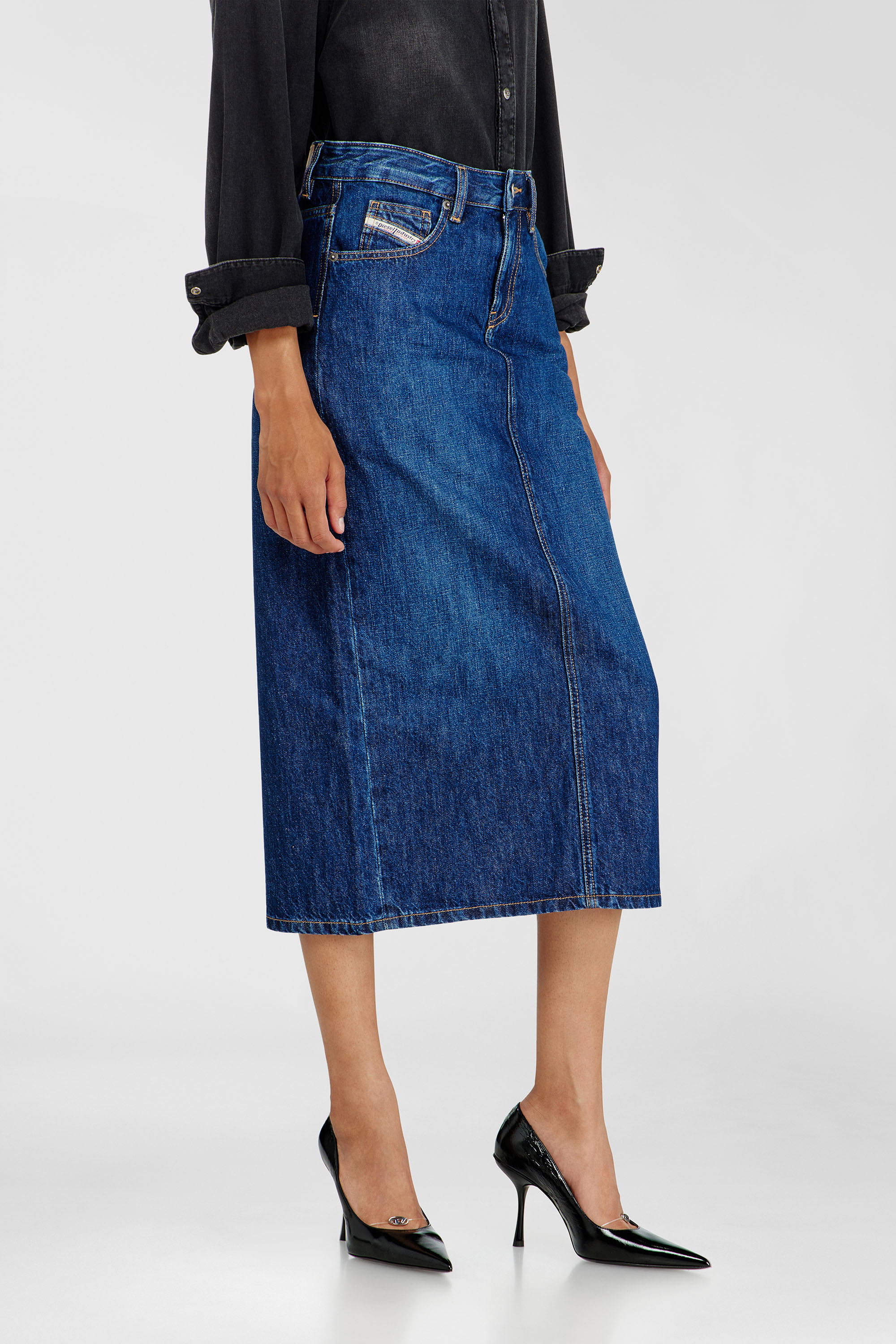 Diesel - DE-SKYE-D, Woman's Denim midi skirt in Medium blue - 5