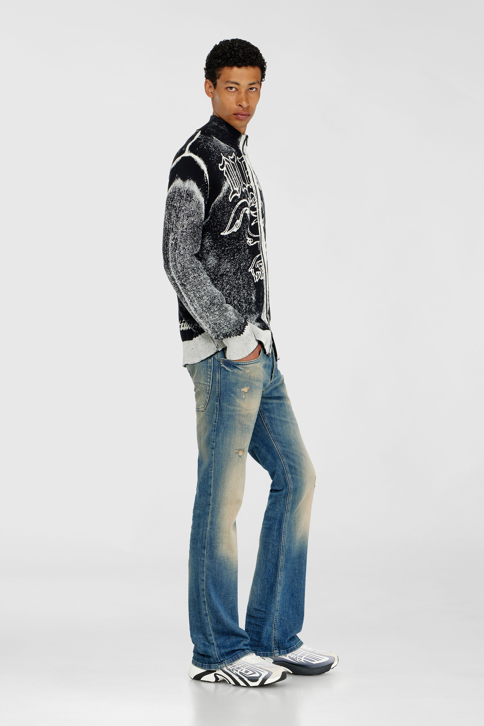 Diesel - Man's Bootcut Jeans 2007 Zatiny 0KBBW, Medium blue - 2