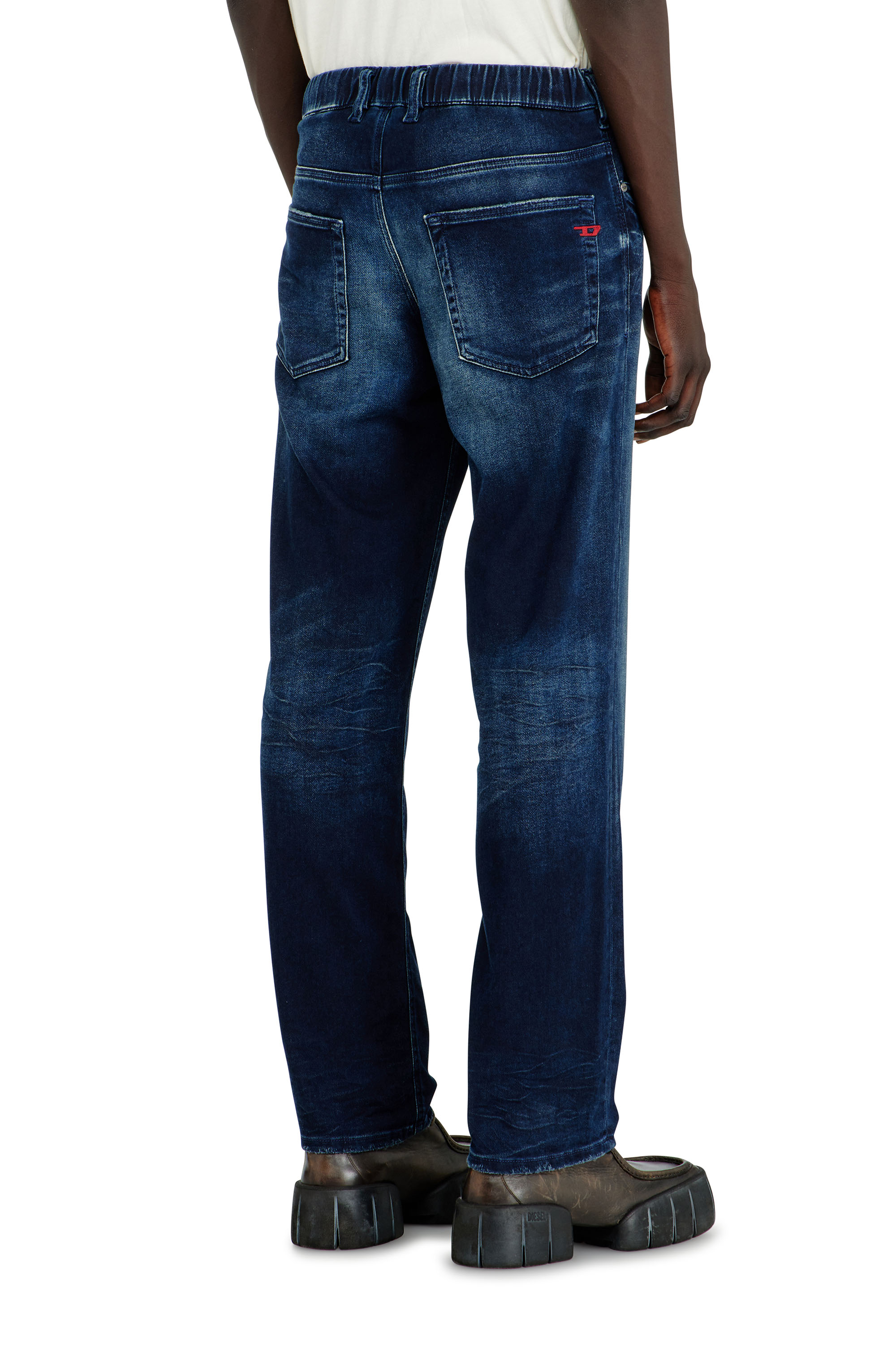 Diesel - Man's Regular 2090 D-Veekley Joggjeans&reg; 09P93, Dark Blue - 4