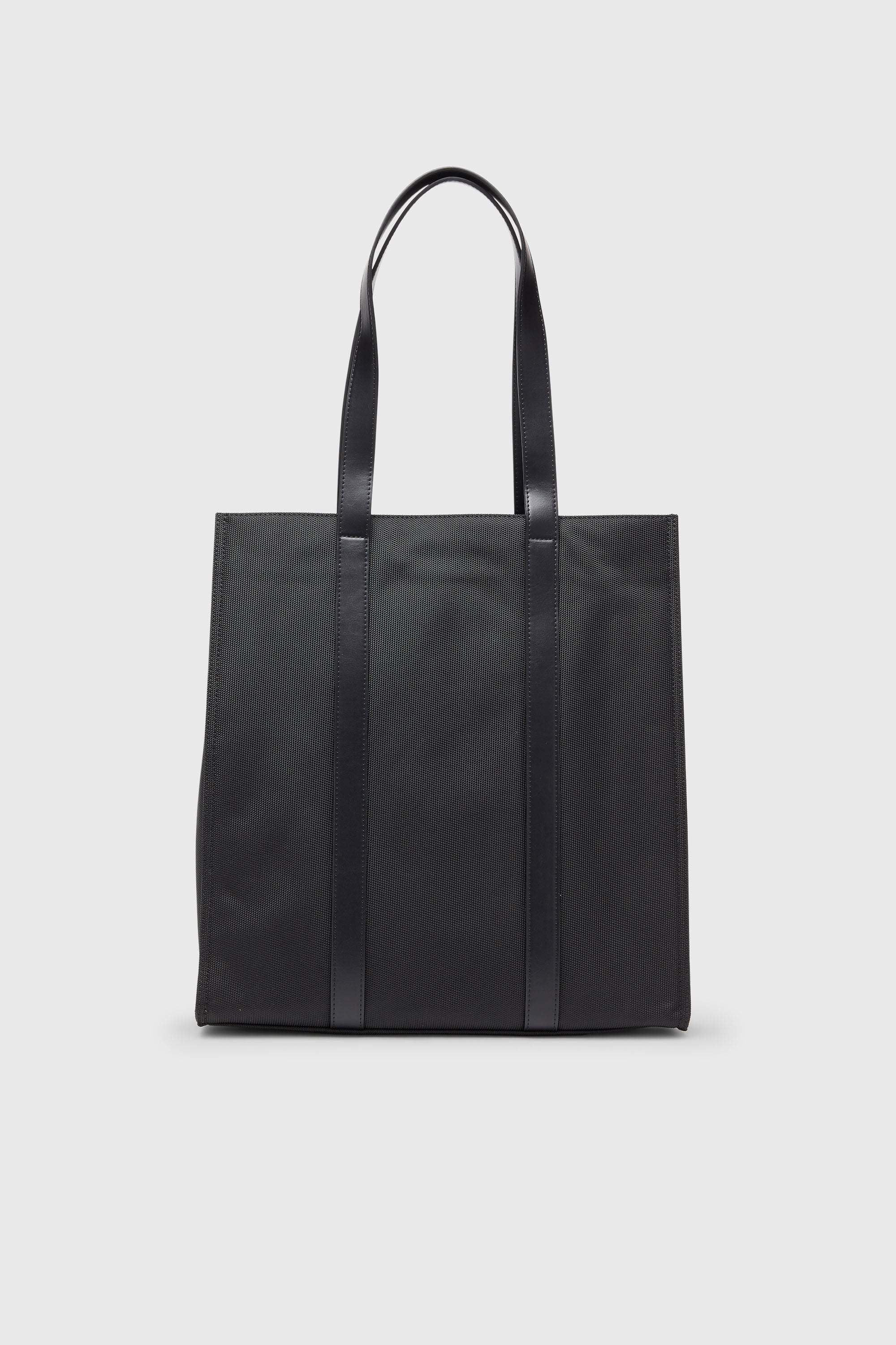 Diesel - MULTI-PKTS TOTE X, Unisex's Multi-Pkts - Shopping bag with flap pocket and zip in Black - 2