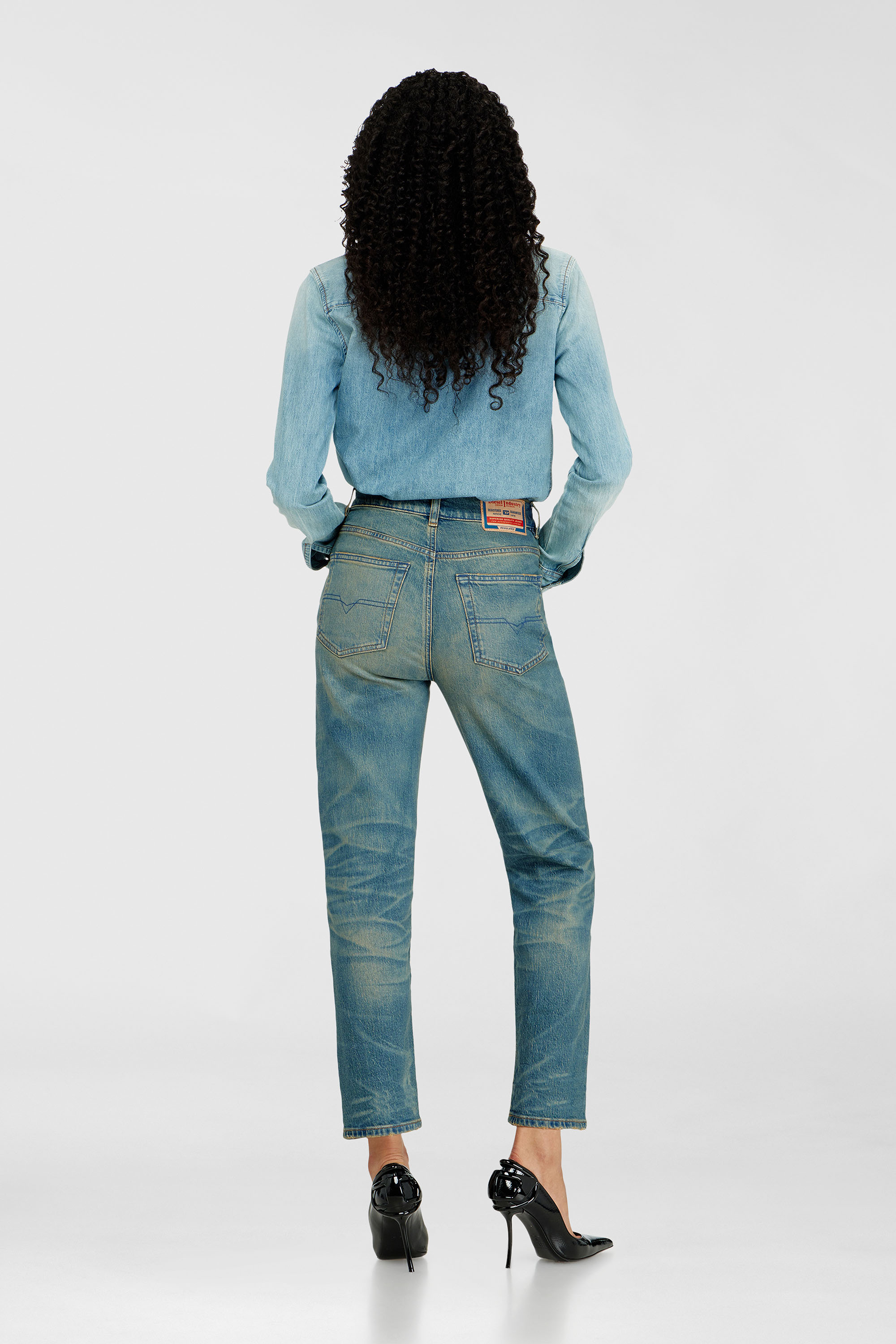 Diesel - Woman's Regular Jeans 1981 D-Went 0KBBP, Medium blue - 3