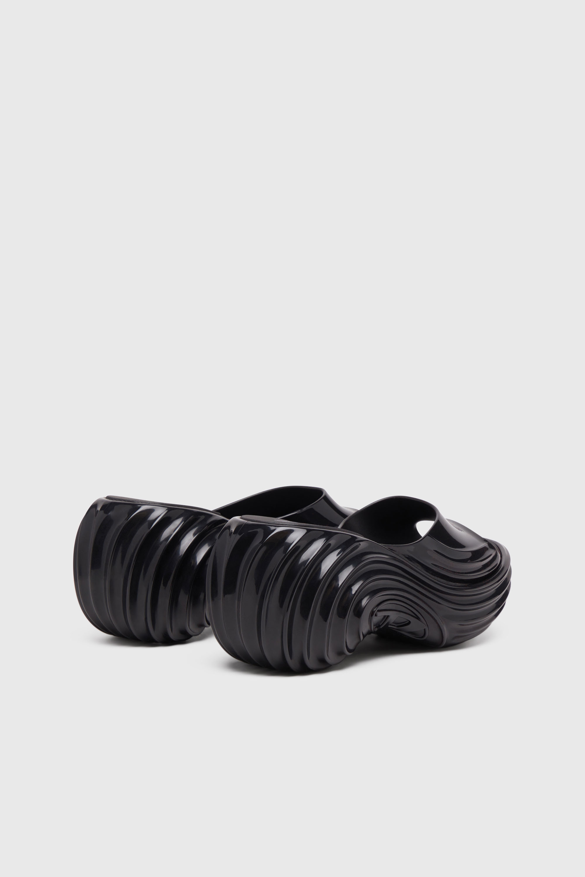 Diesel - MELISSA QUANTUM PLATFORM, Woman's Platform mule in Melflex&reg; in Black - 3