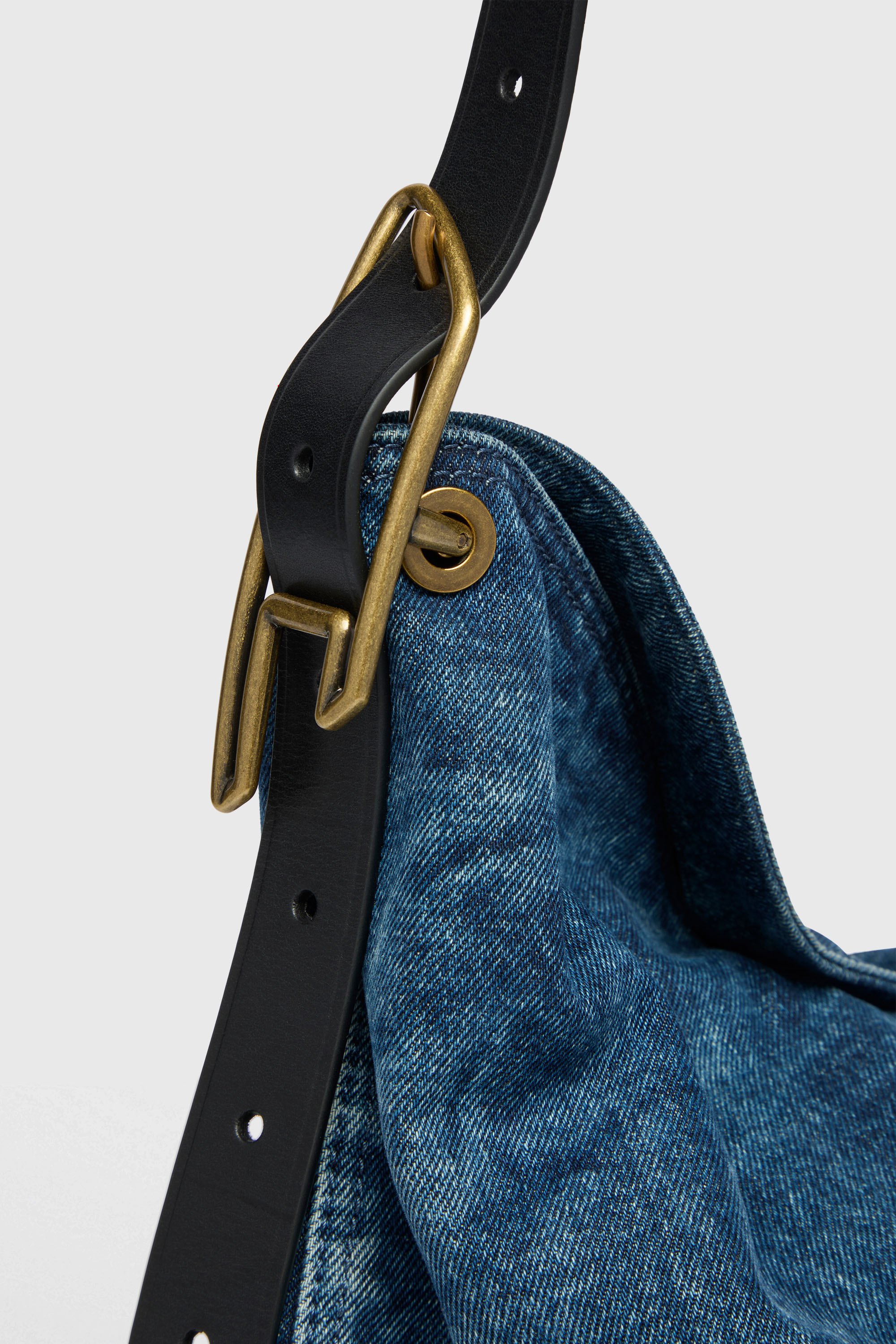 Diesel - D-LINE HOBO L, Woman's D-Line-Denim hobo bag in Medium blue - 5