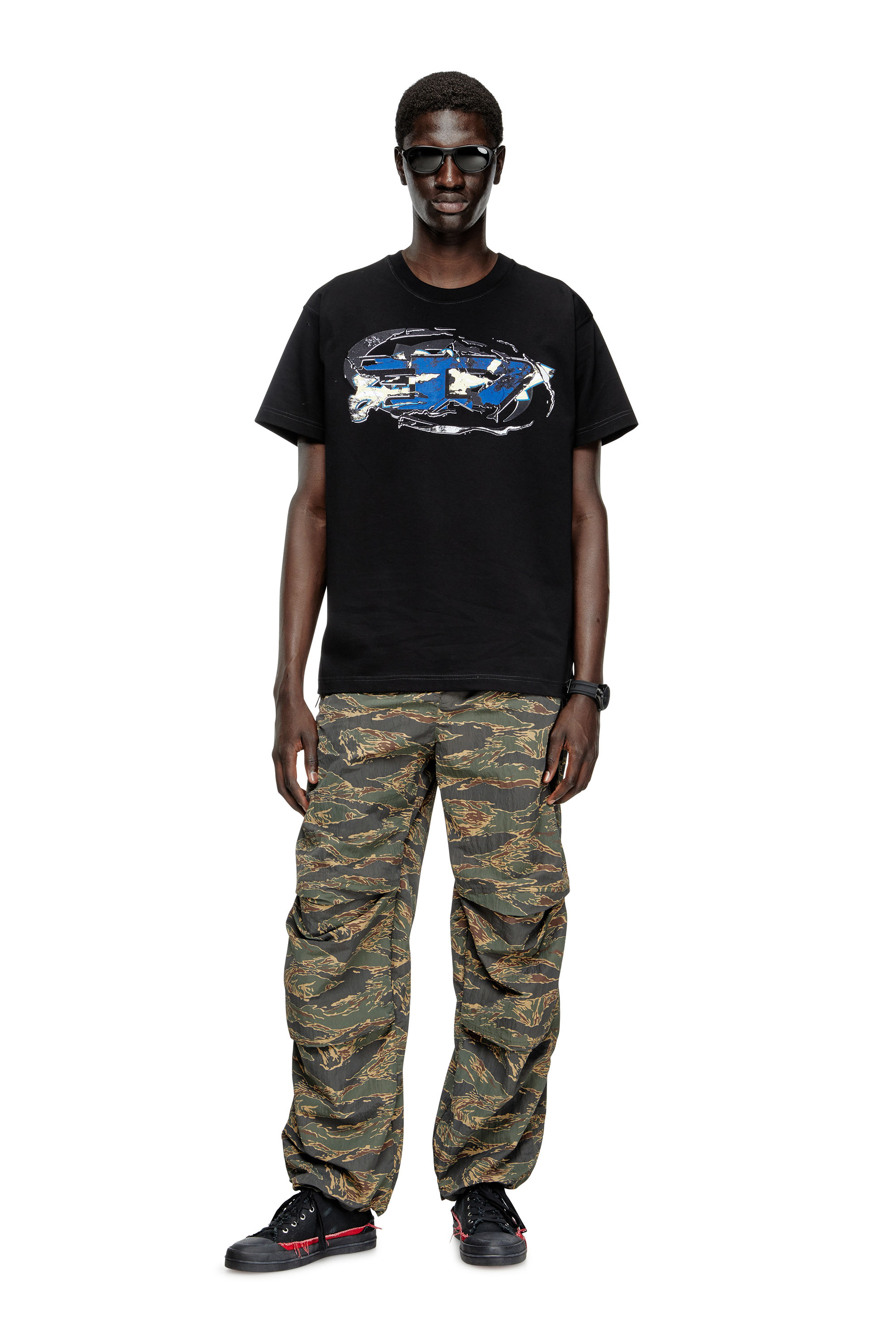 Diesel - T-NORM-T11, Man's T-shirt with Oval D logo in Black - 1