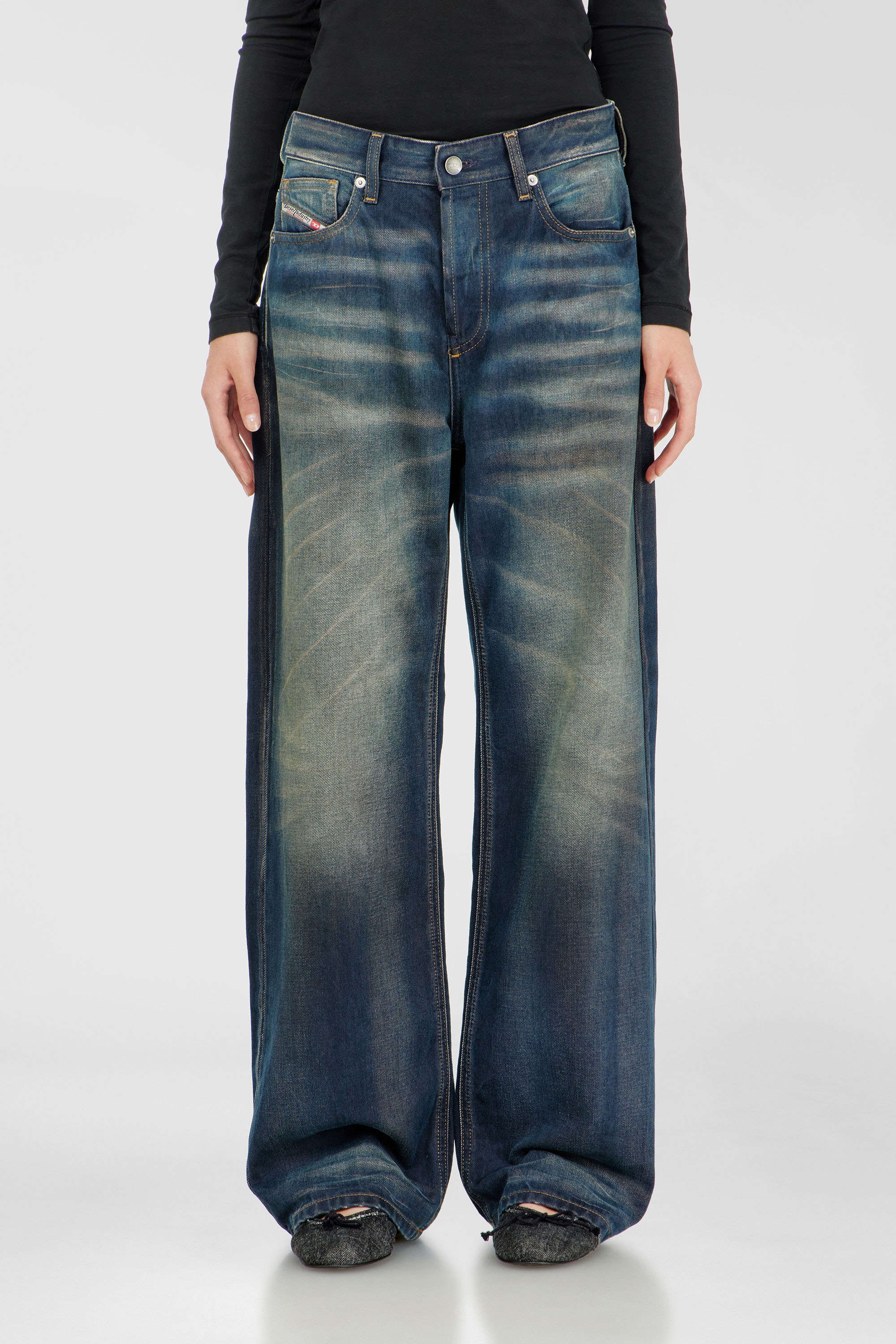 Diesel - Woman's Relaxed Jeans 1990 D-Waigee 09R09, Dark Blue - 1
