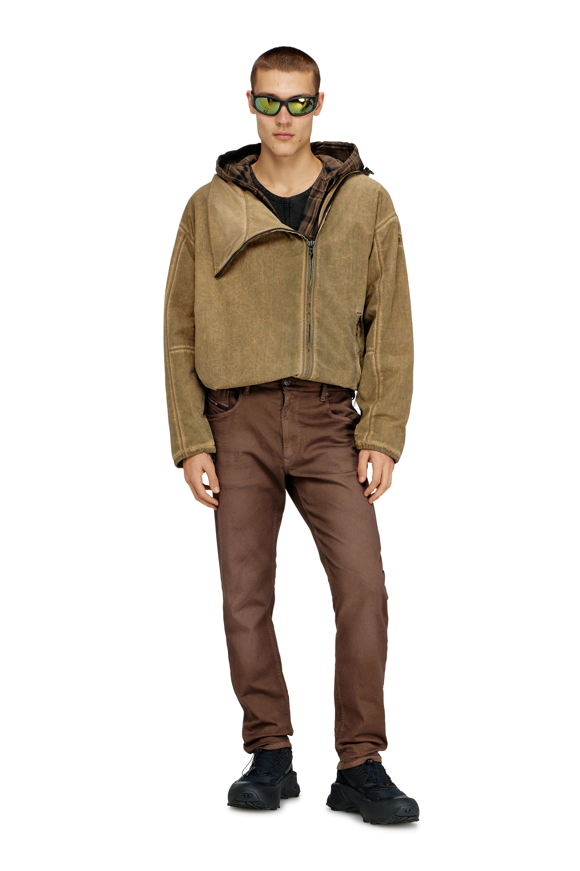 Diesel - Man's Regular 2032 D-Krooley-BW Joggjeans&reg; 0670M, Brown - 2