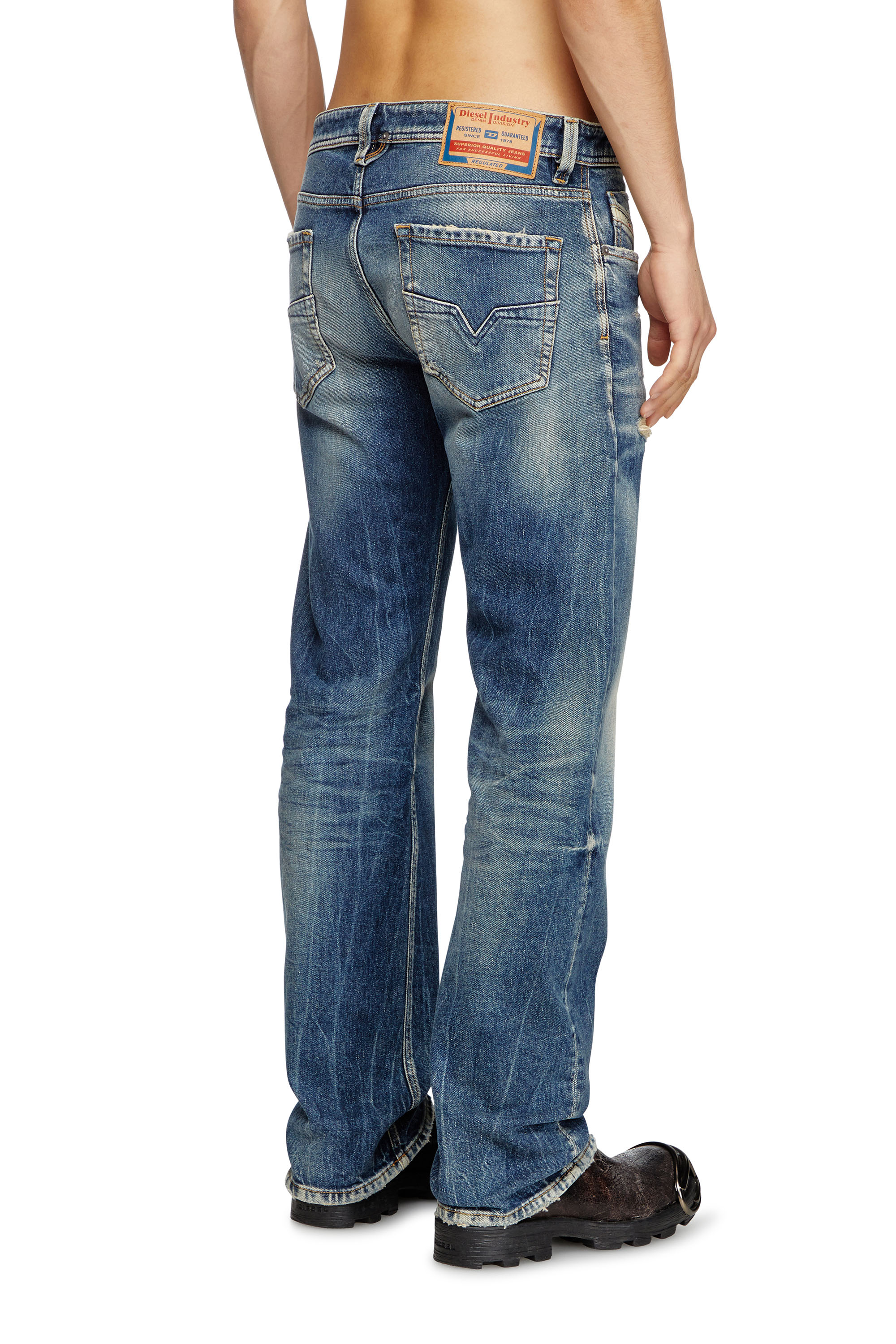 Diesel - Man's Regular Jeans 1985 Larkee 007Y6, Dark Blue - 4