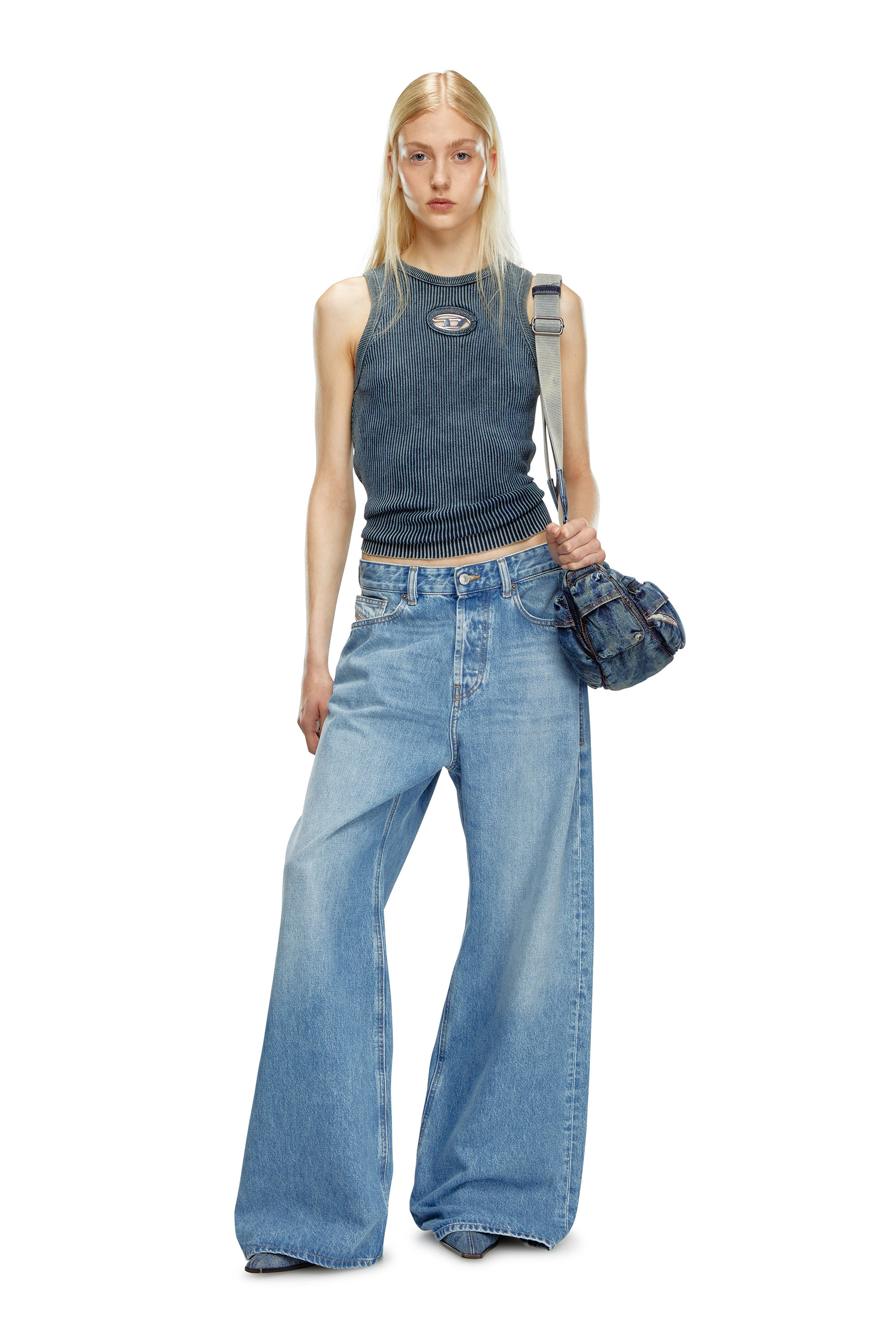Relaxed Jeans 1996 D-Sire 09I29, Light Blue Diesel - Woman's Relaxed Jeans 1996 D-Sire 09I29, Light Blue - 1