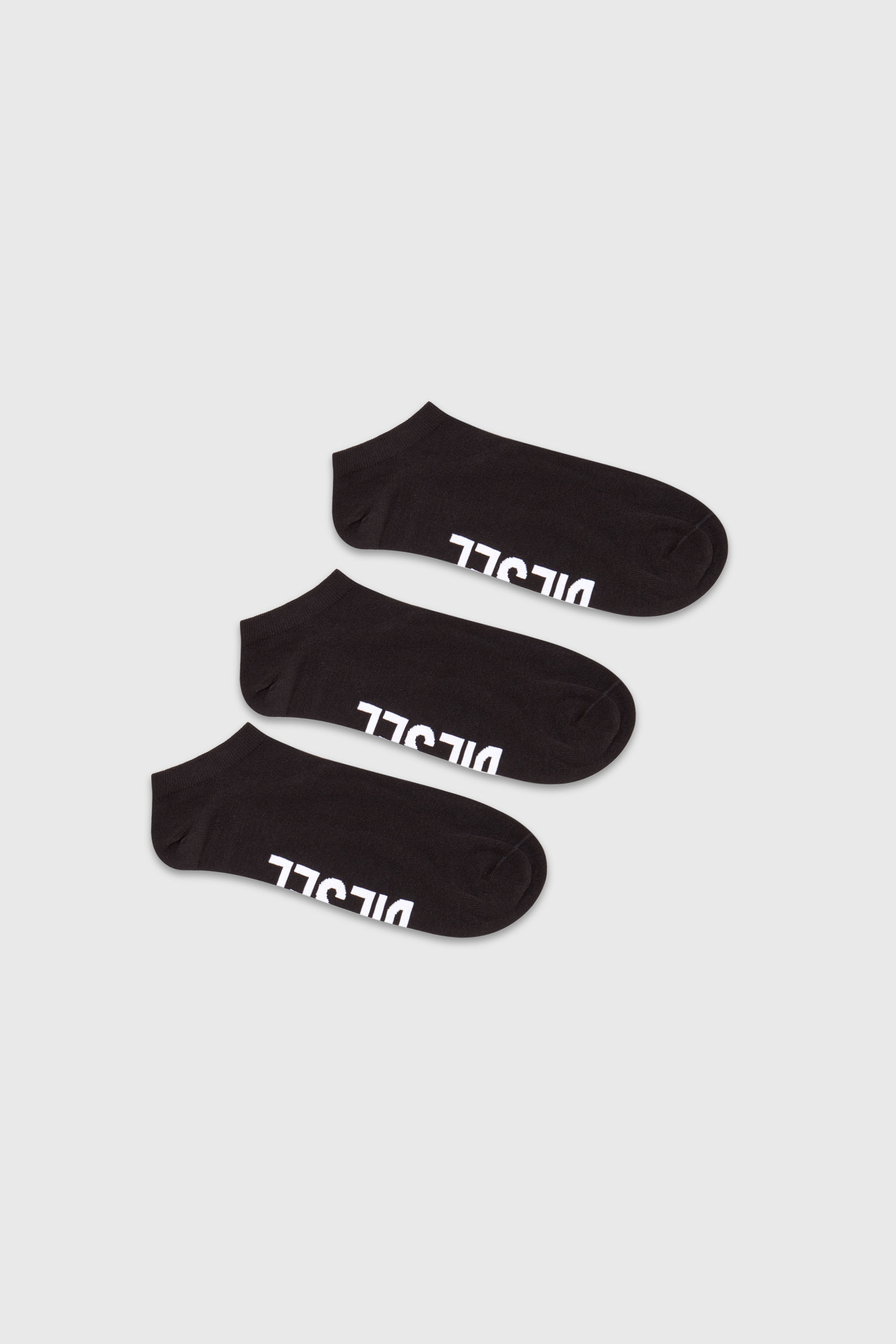 Diesel - SKM-GOST-THREEPACK, Man's Three-pack low-cut logo instep socks in Black - 1