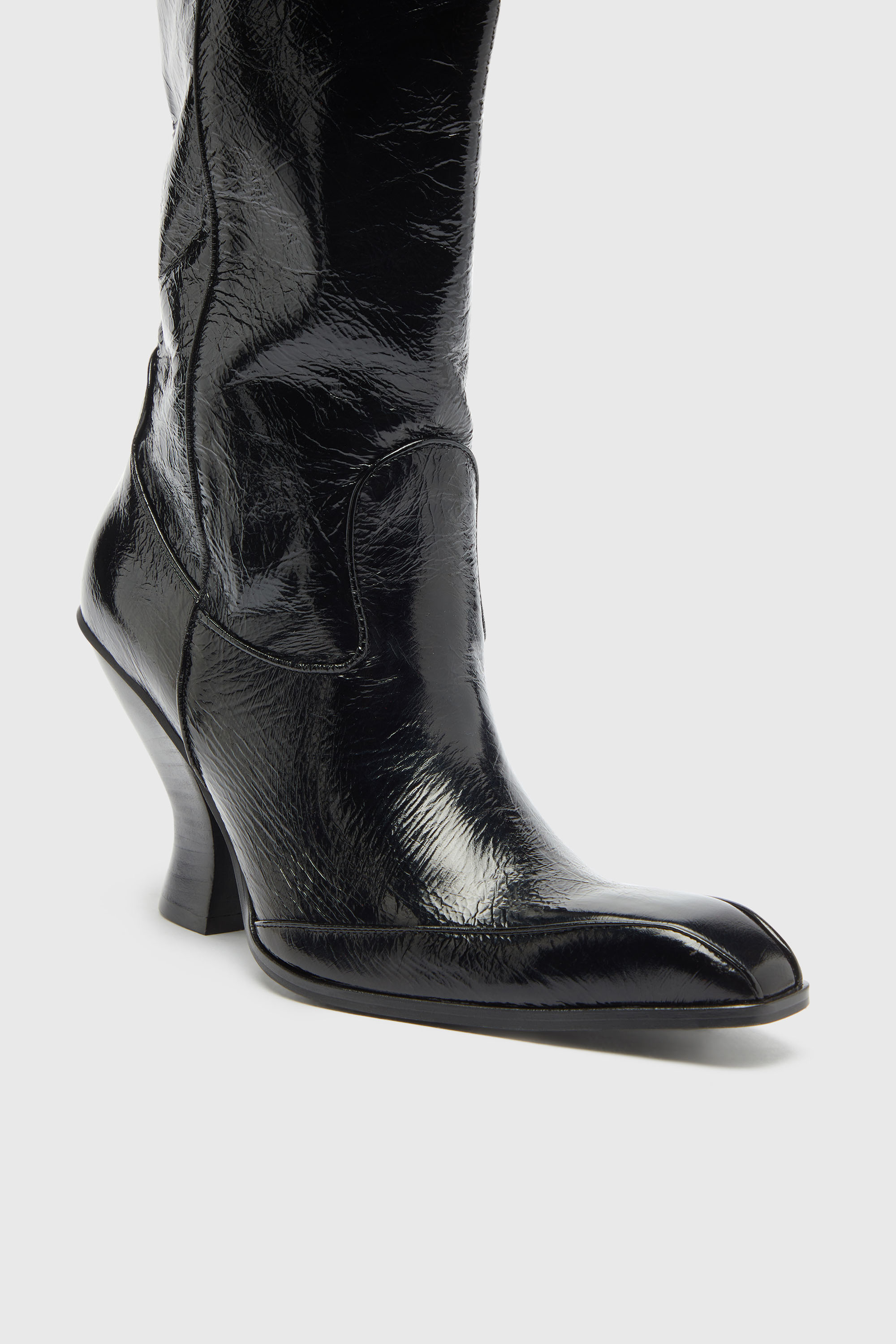 Diesel - D-LUFFY-75-TUBE, Woman's D-Luffy - Knee-high boots in patent leather in Black - 4