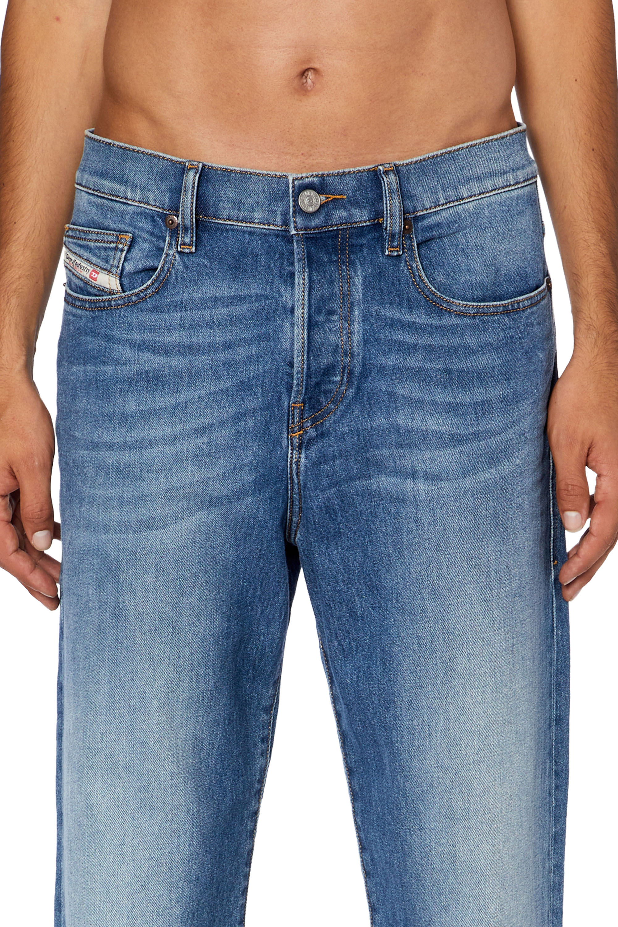 Diesel - Straight Jeans 2020 D-Viker 09F82, Medium blue - Image 4