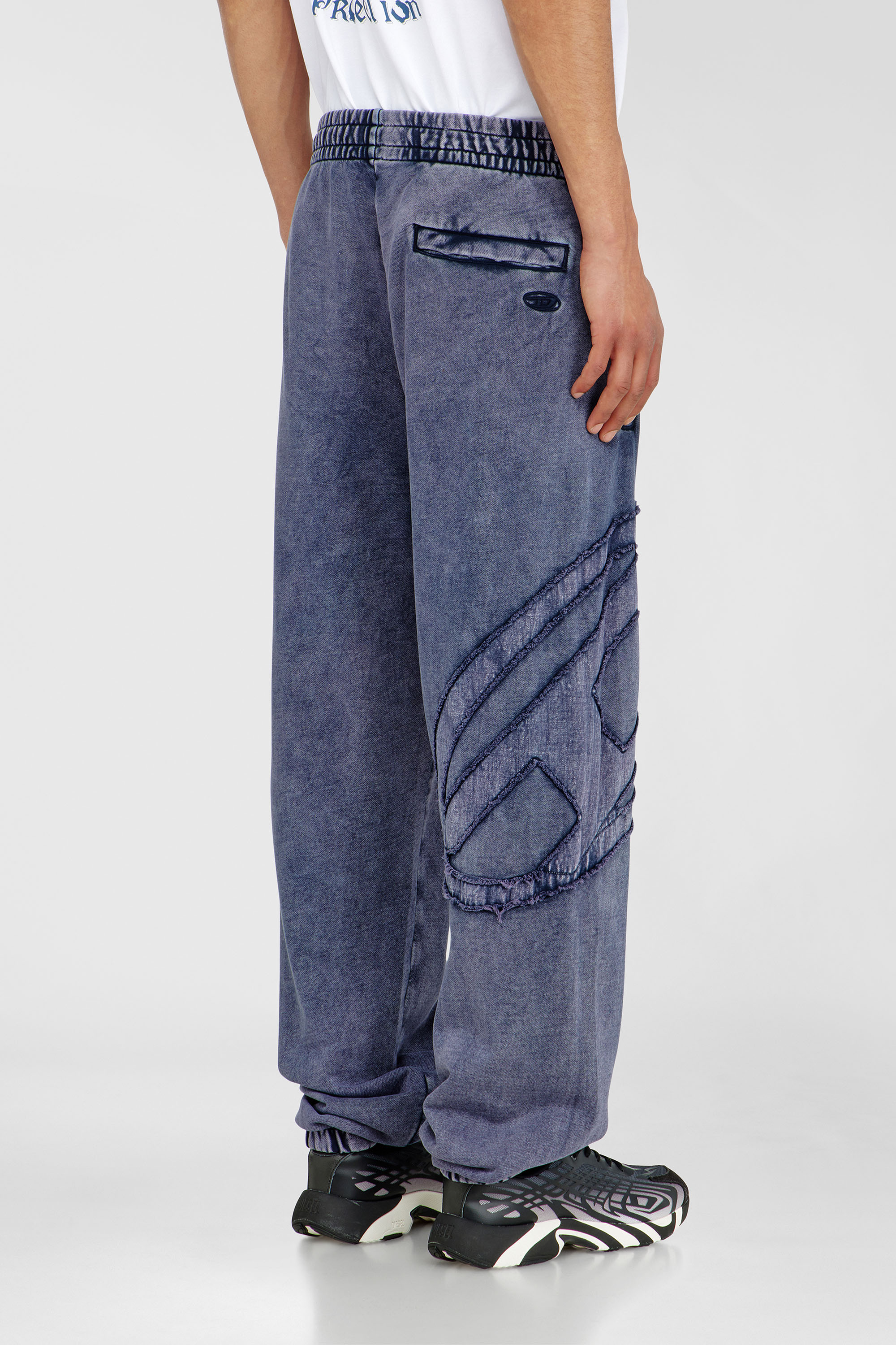 Diesel - P-MARKY-DEN, Man's Organic cotton sweatpants with Oval D patch in Indigo - 4