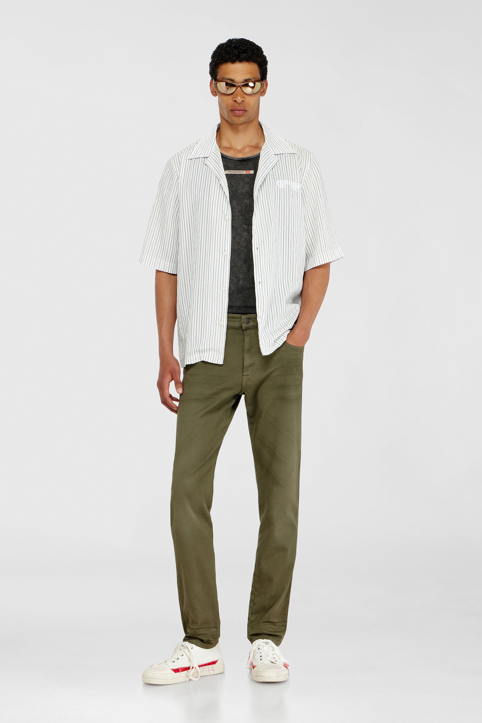 Diesel - Man's Slim 2062 D-Strukt Joggjeans&reg; 0670M, Military Green - 1