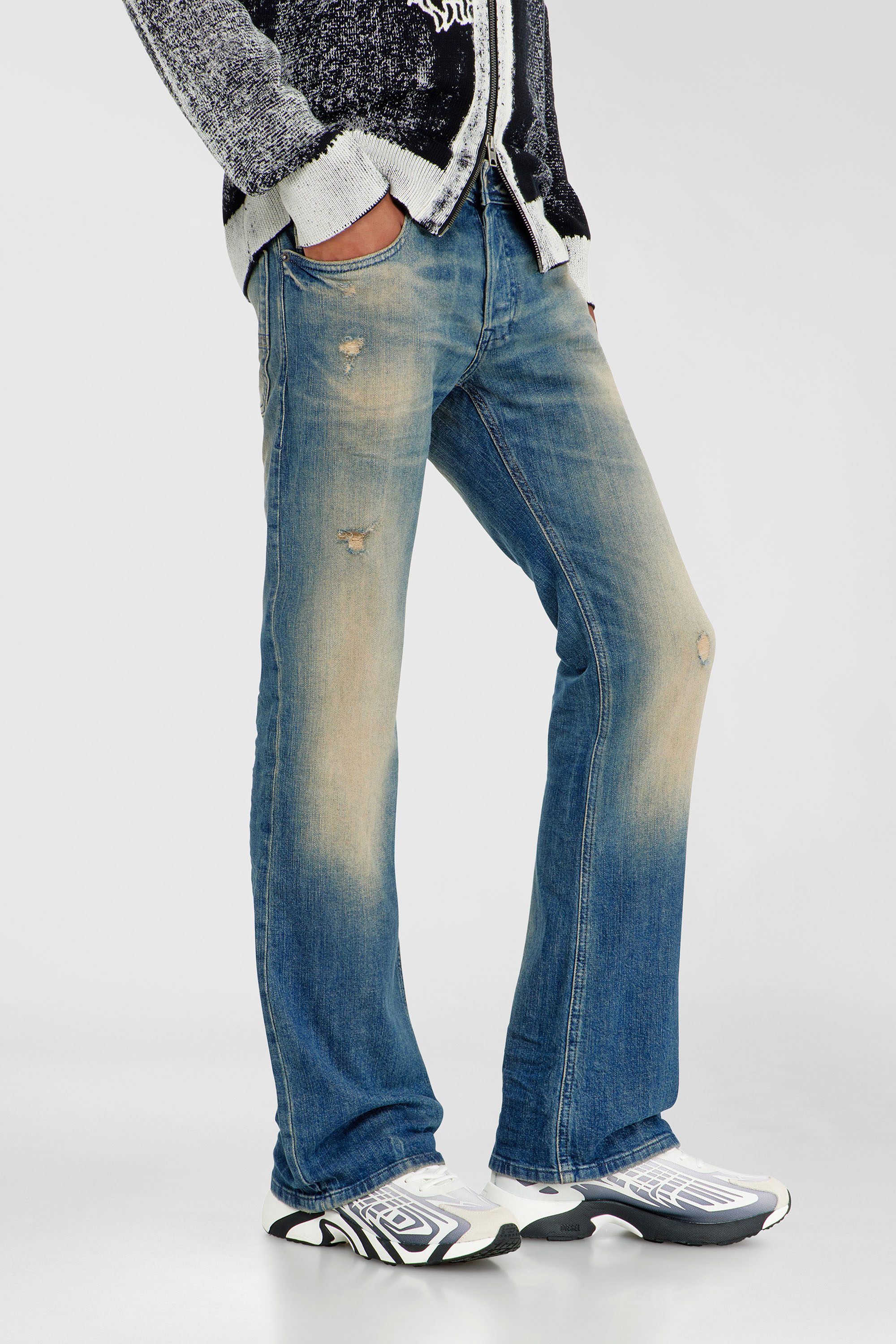 Diesel - Man's Bootcut Jeans 2007 Zatiny 0KBBW, Medium blue - 7