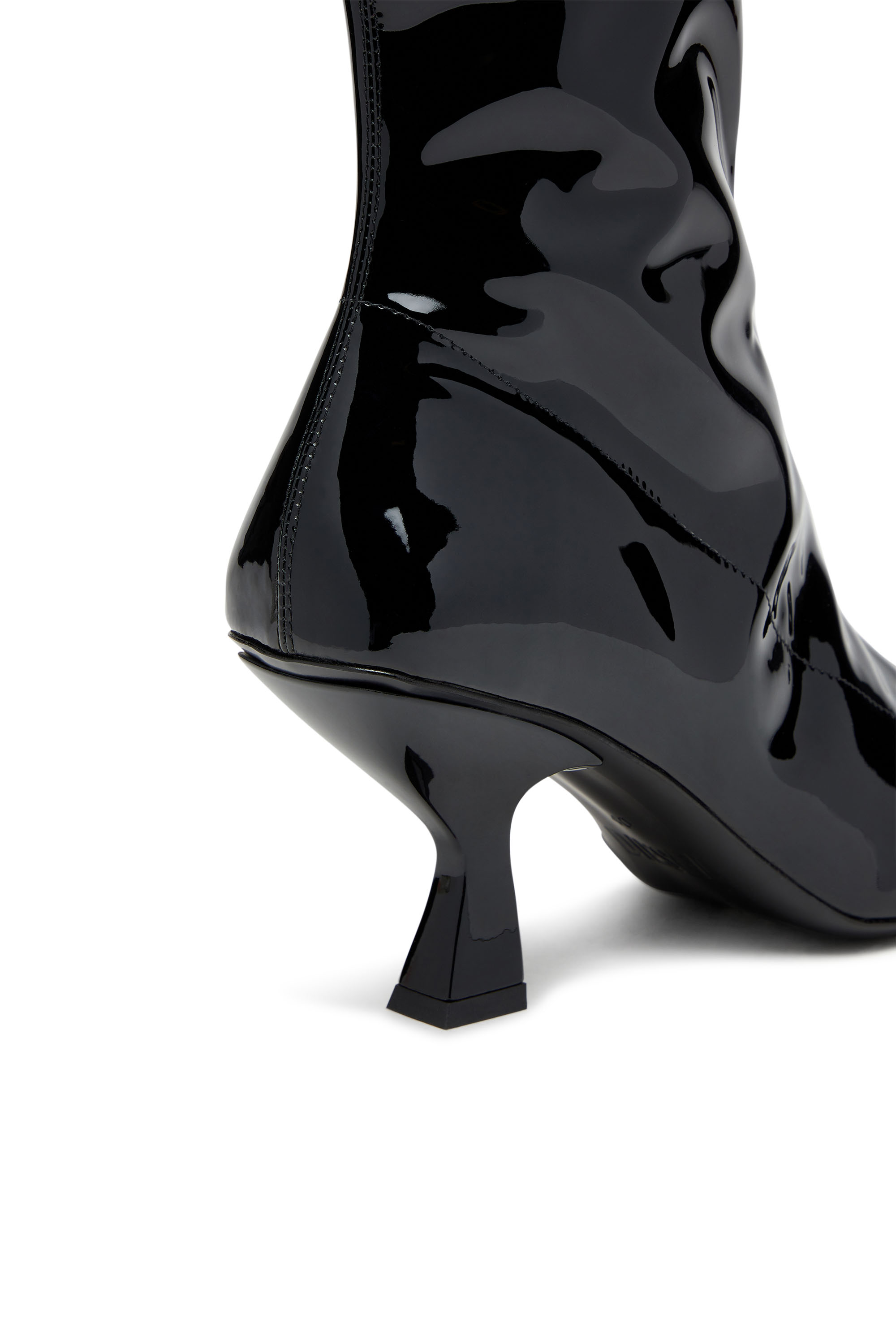 Diesel - D-AMBER MD BT, Woman's D-Amber-Ankle boots in patent stretch PU in Black - 4