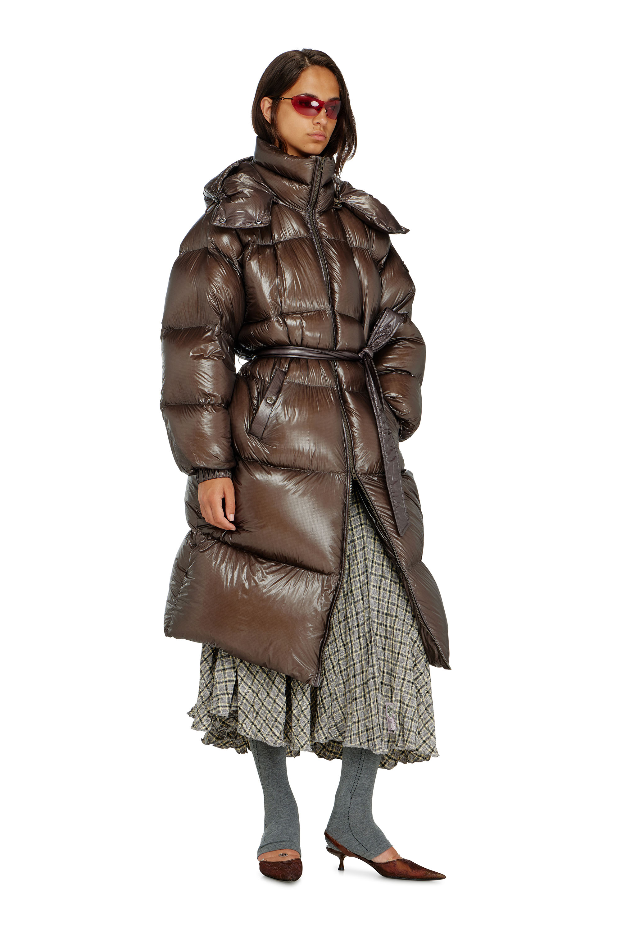 Diesel - W-ISHER, Woman's Down puffer coat in ultra-light ripstop in Brown - 1