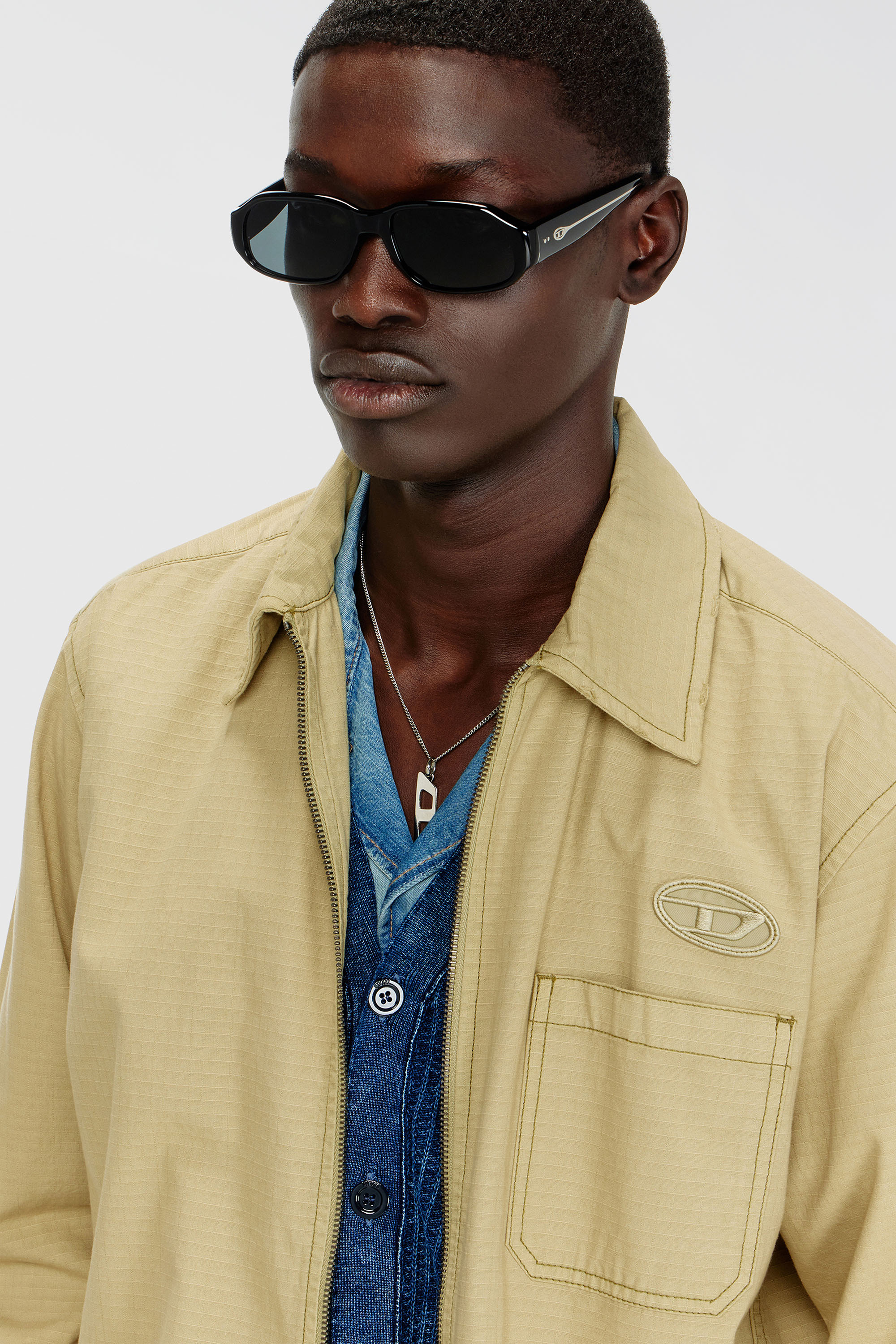 Diesel - 0DL2009U, Unisex's Rectangle sunglasses in Black - 4