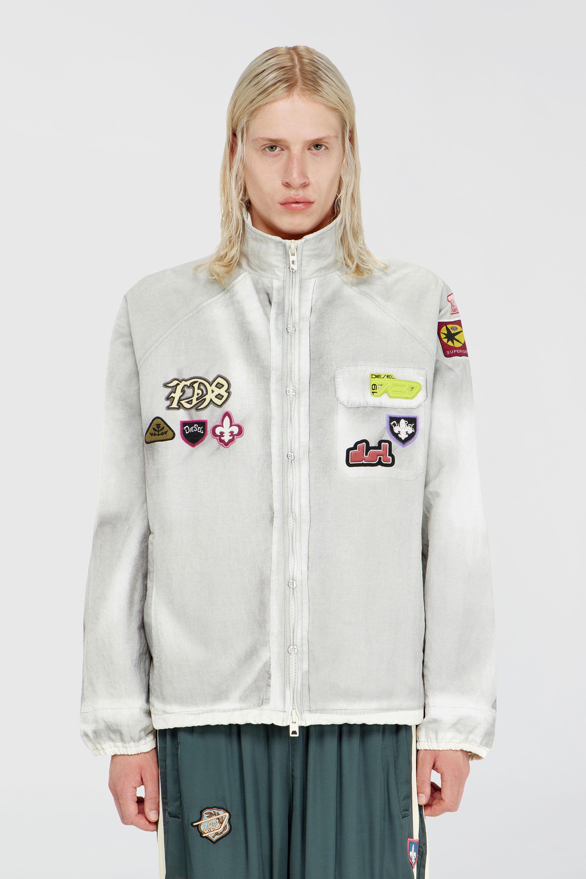 Diesel - J-PATCH, Man's Windbreaker with trompe l&rsquo;oeil patches in Light Grey - 5