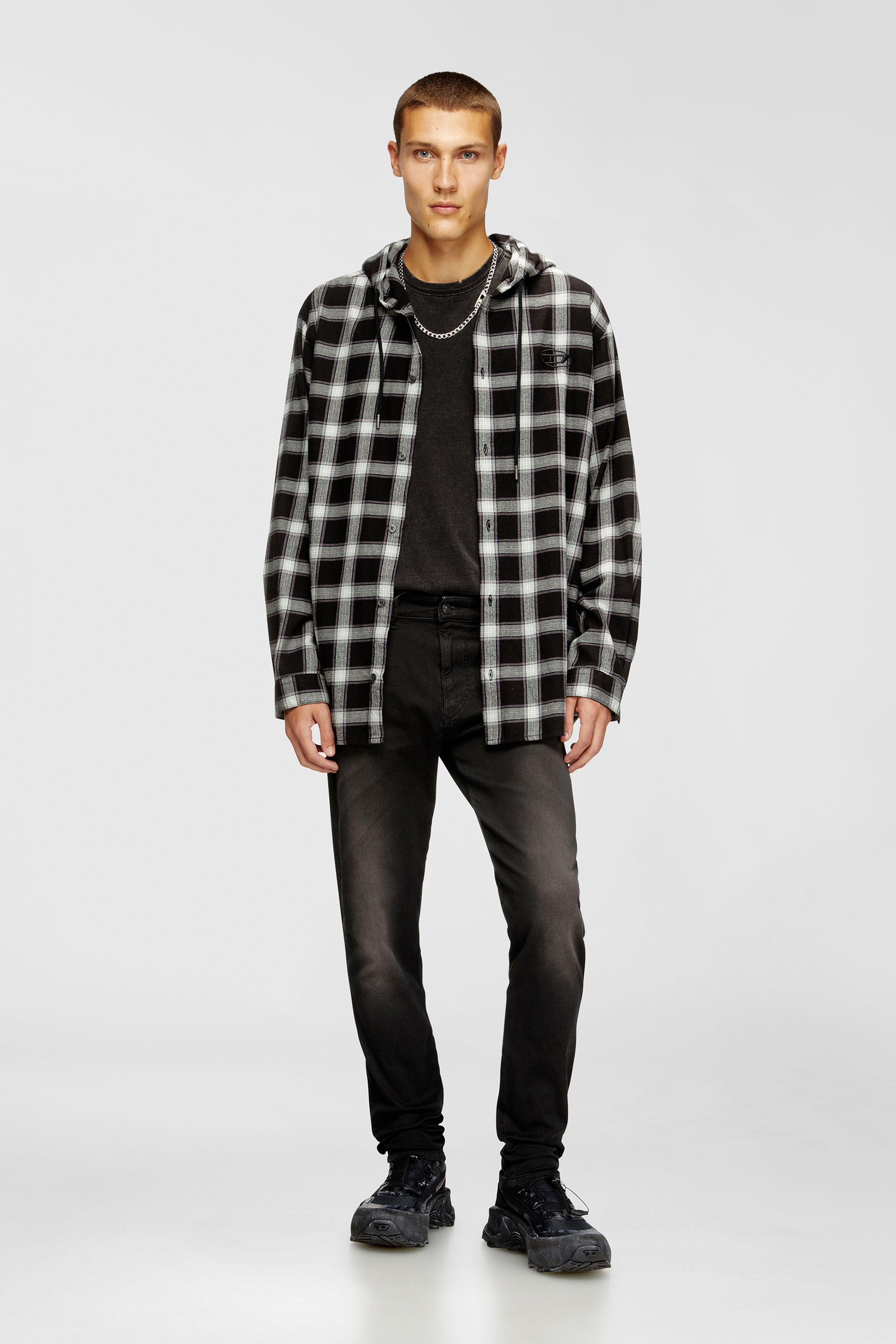 Diesel - Man's Slim 2062 D-Strukt Joggjeans&reg; 0670M, Black/Dark grey - 1