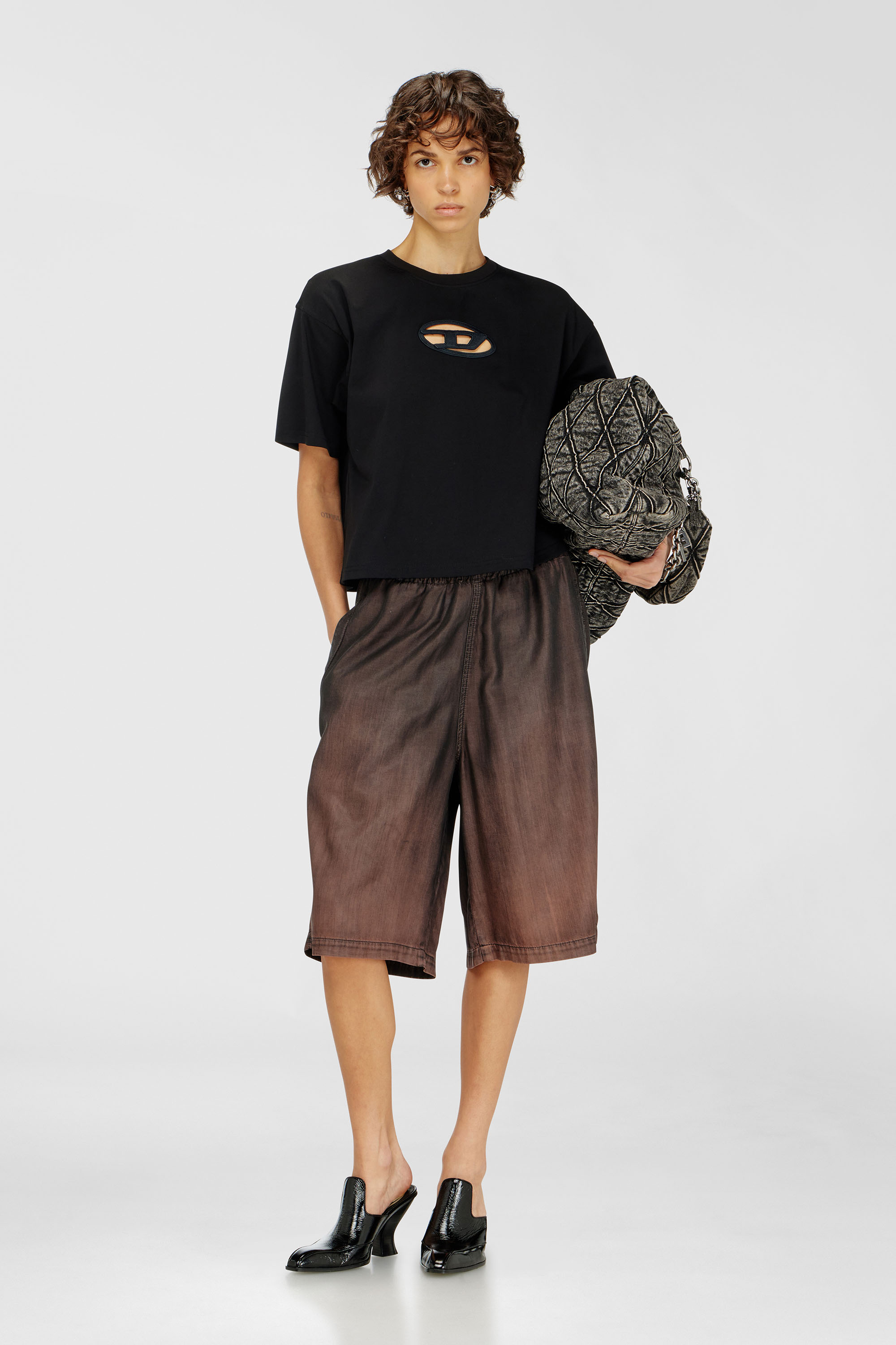Boxy T-shirt with cut-out Oval D logo