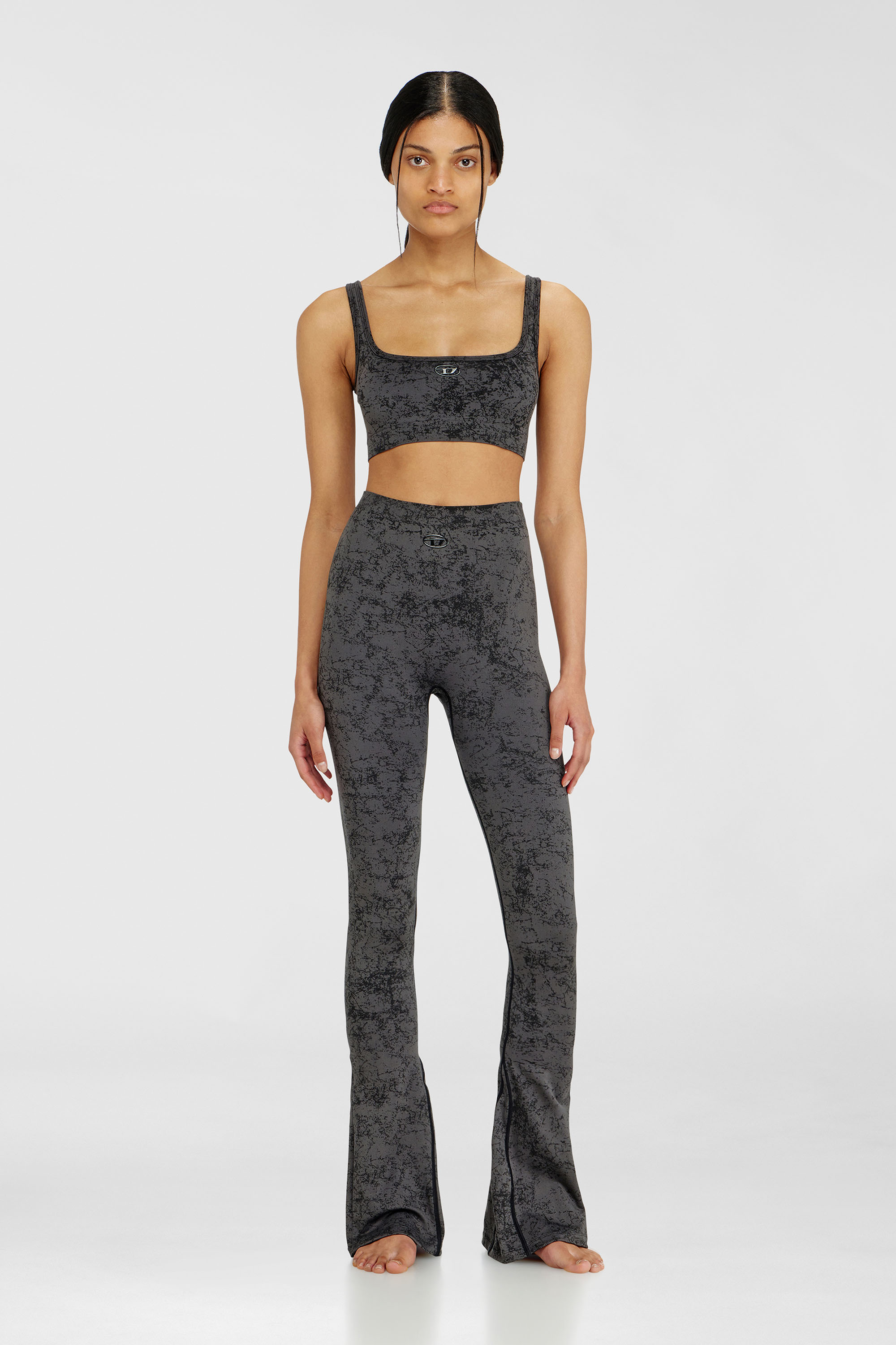 Fared leggings with utilitarian print