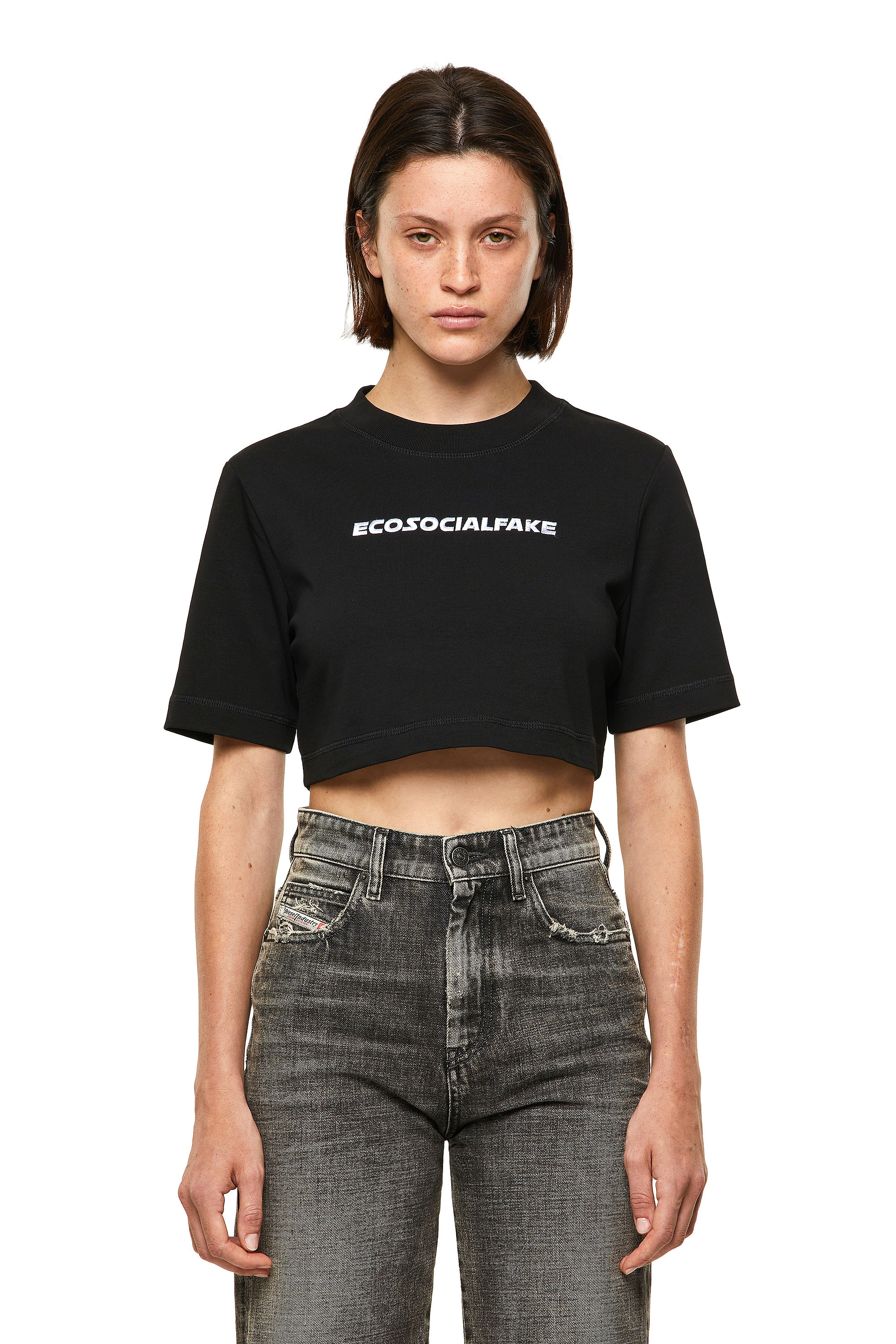 T-RECROP, Black - T-Shirts