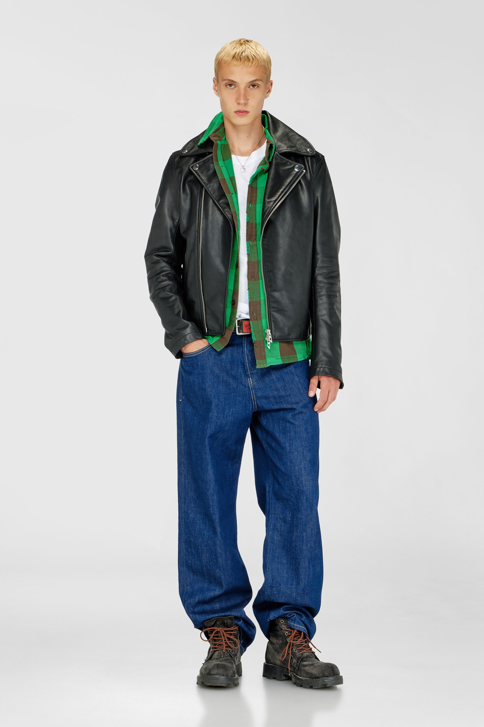 Diesel - L-EO-WRD, Man's Biker jacket in waxed leather in Black - 1