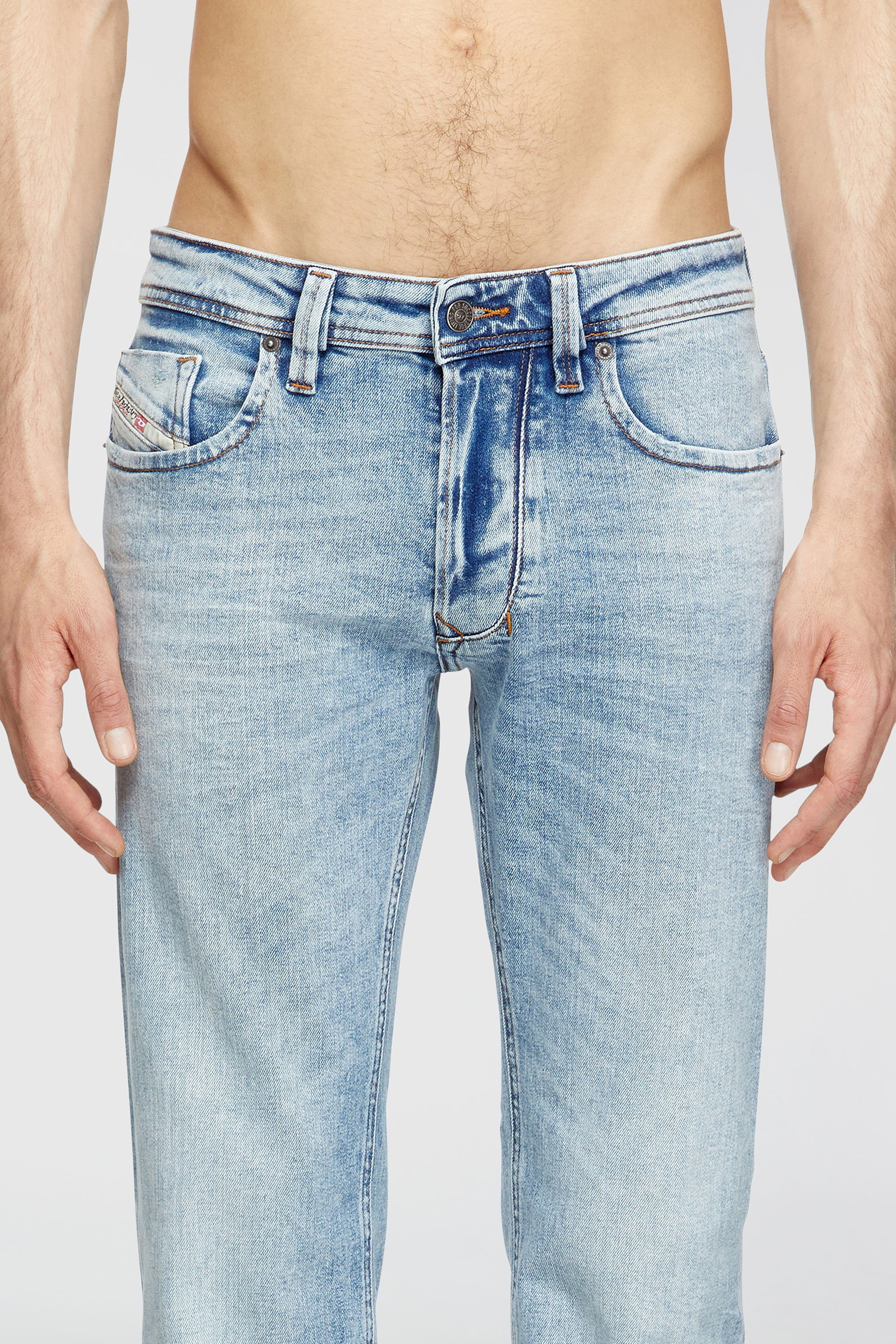 Diesel - Man's Regular Jeans 1985 Larkee 0DBDV, Light Blue - 5